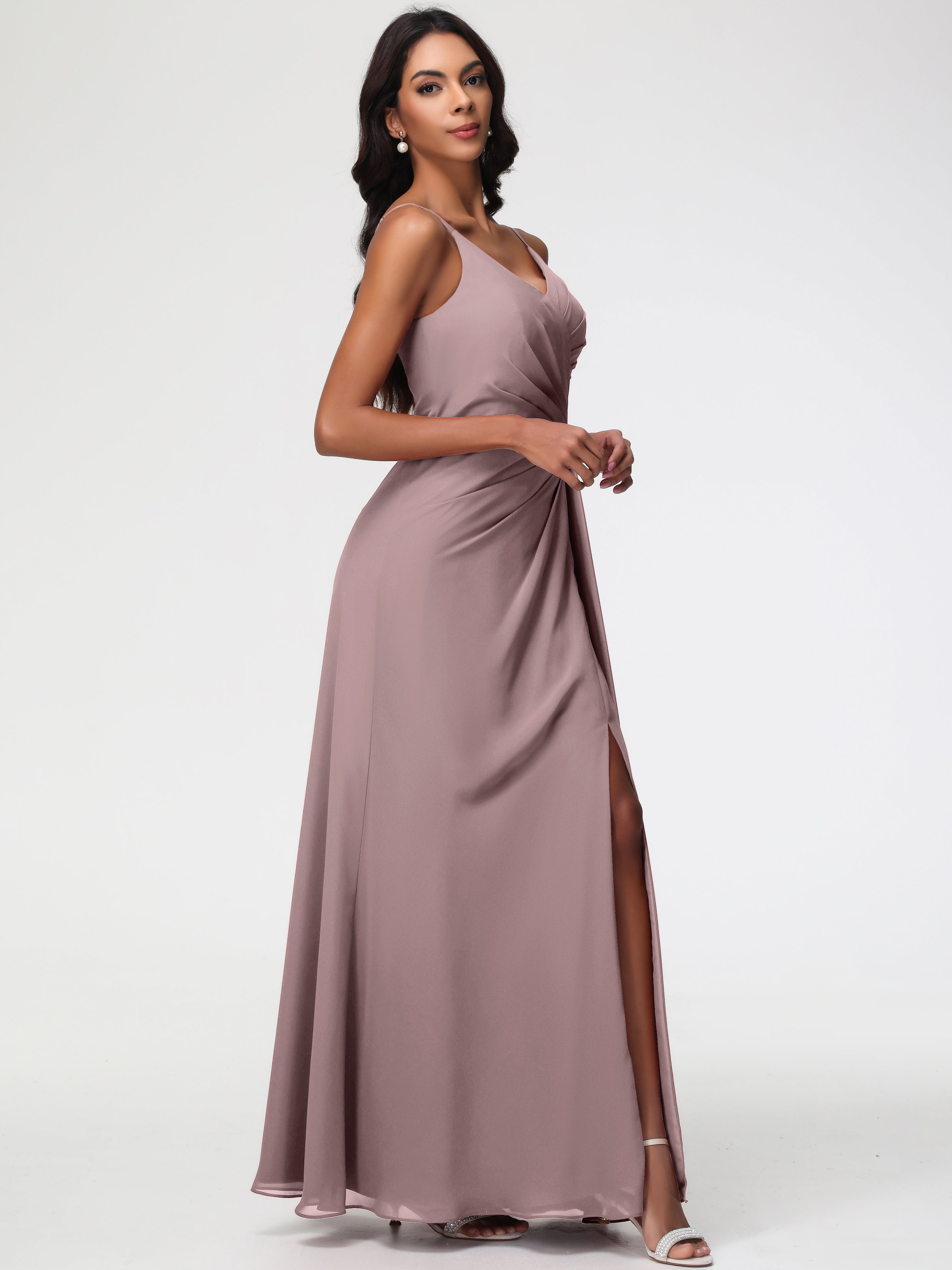 Robes De Demoiselle D'Honneur Mauve Foncé Bretelles Spaghetti Col V Mousseline Robe Demoiselle D'Honneur Longue Plissée