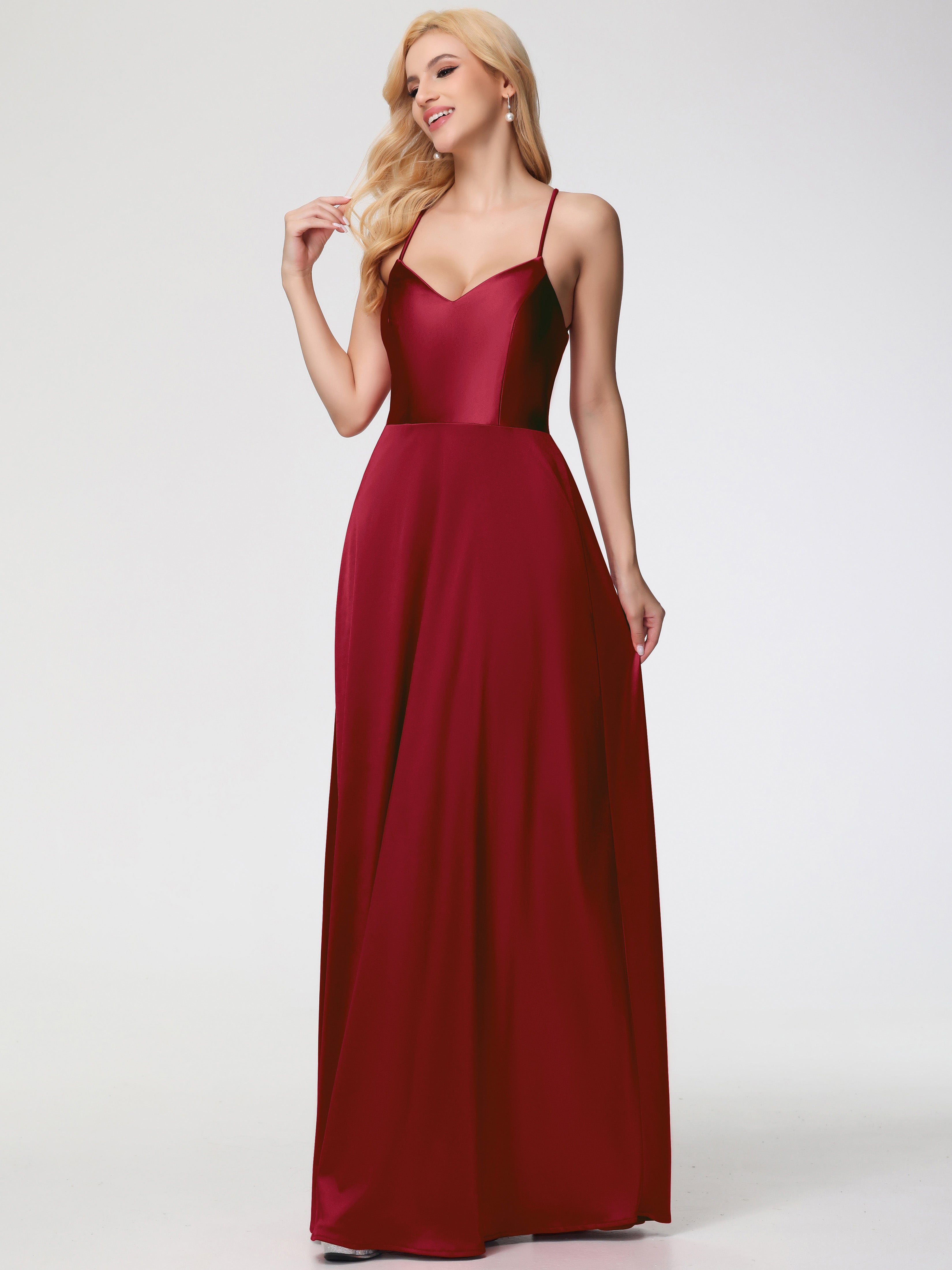 Robes De Demoiselle D'Honneur Bordeaux à Moins De 100 $ Col V Bretelles Croisées Satin Extensible Robe De Demoiselle D'Honneur Robe Plissée