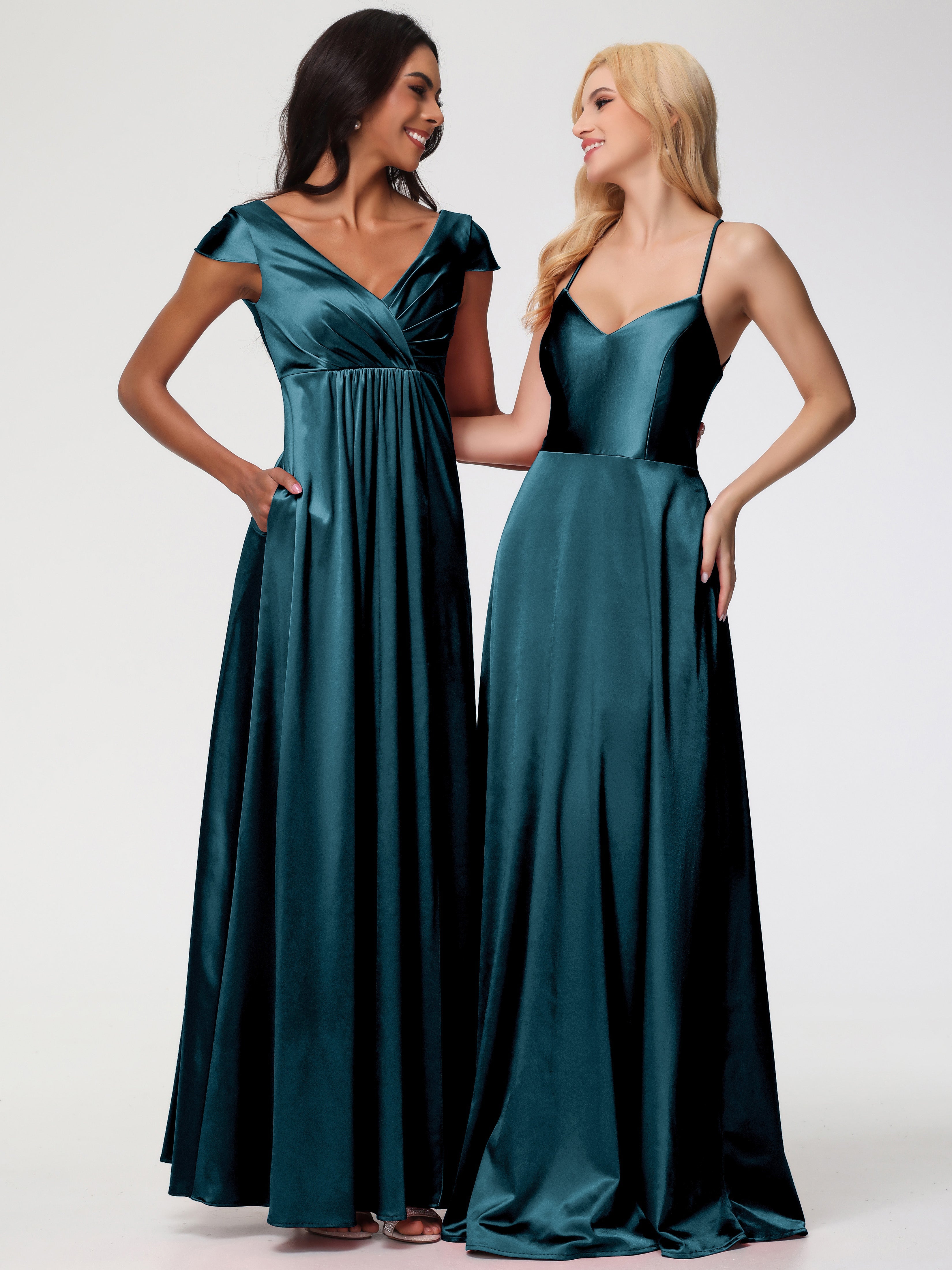 Robes De Demoiselle D'Honneur De Paon Col V Bretelles Croisées Satin Extensible Robe De Demoiselle D'Honneur Robe Plissée