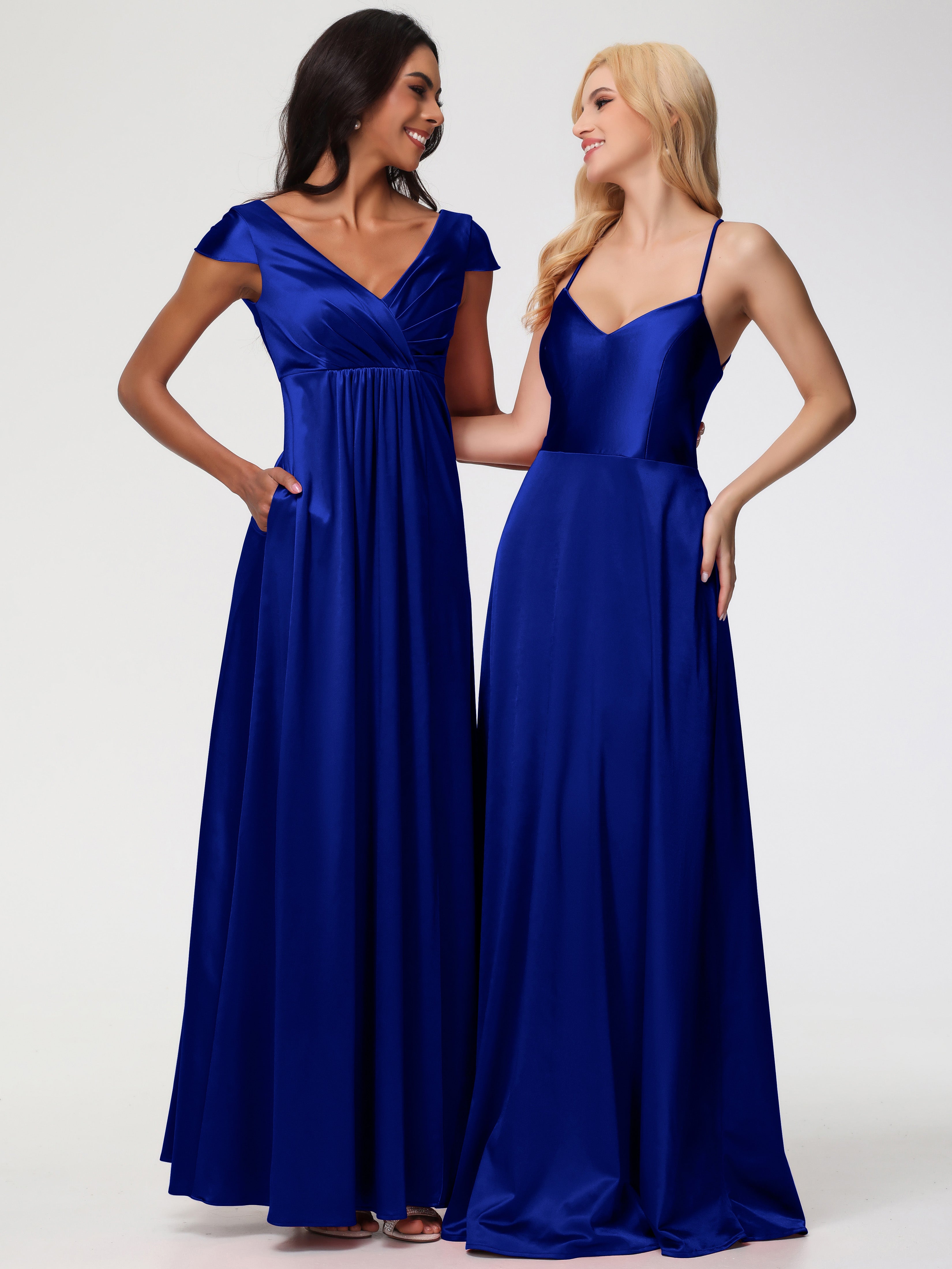 Robes De Demoiselle D'Honneur Bleu Royal Pas Cher Col V Bretelles Croisées Satin Extensible Robe De Demoiselle D'Honneur Robe Plissée