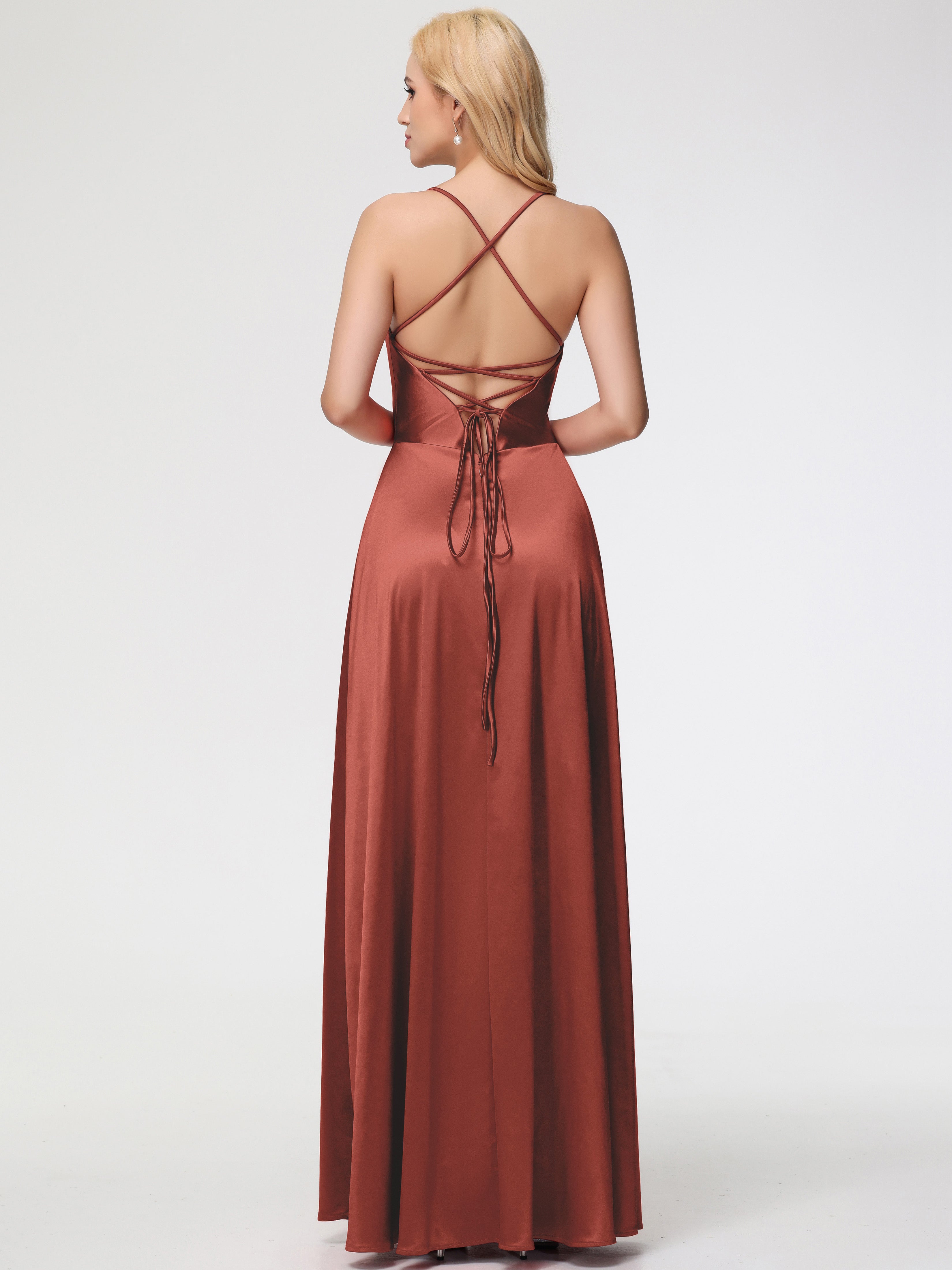 Robes De Demoiselle D'Honneur Rouille Bon Marché Col V Bretelles Croisées Satin Extensible Robe De Demoiselle D'Honneur Robe Plissée