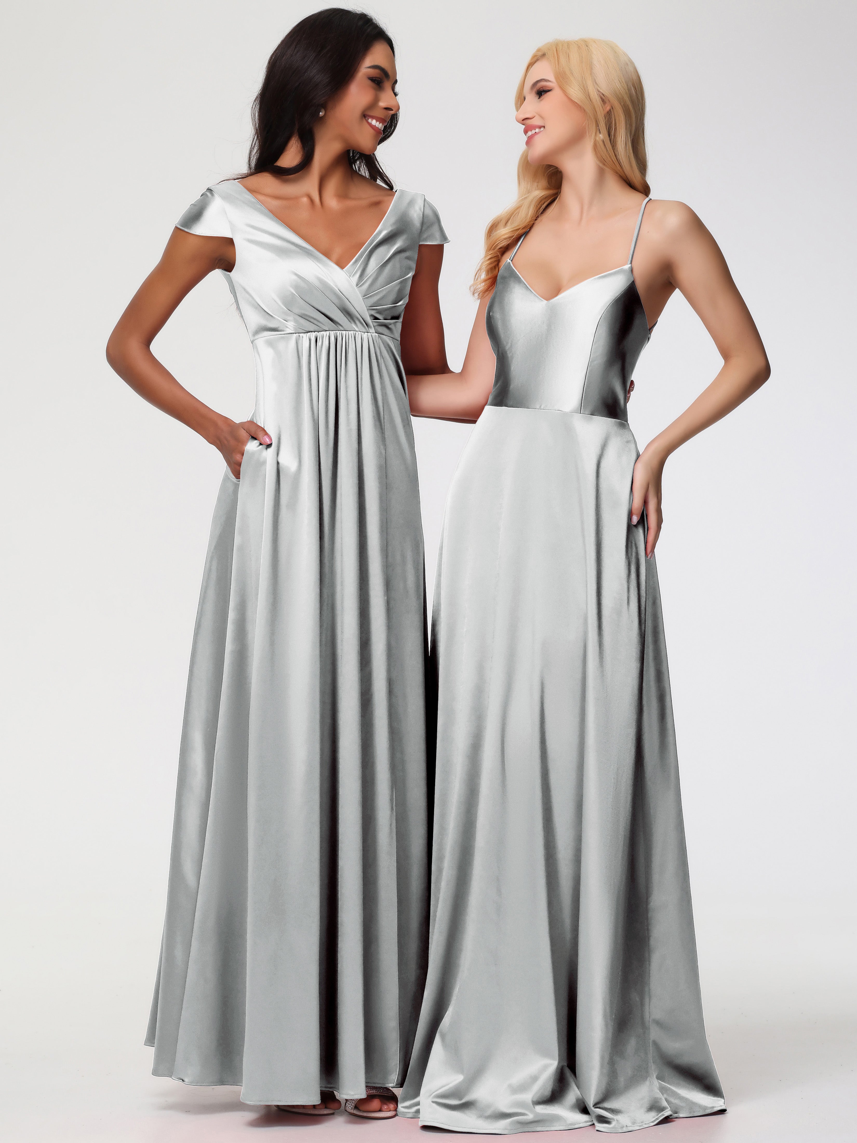 Robes De Demoiselle D'Honneur En Argent Col V Bretelles Croisées Satin Extensible Robe De Demoiselle D'Honneur Robe Plissée