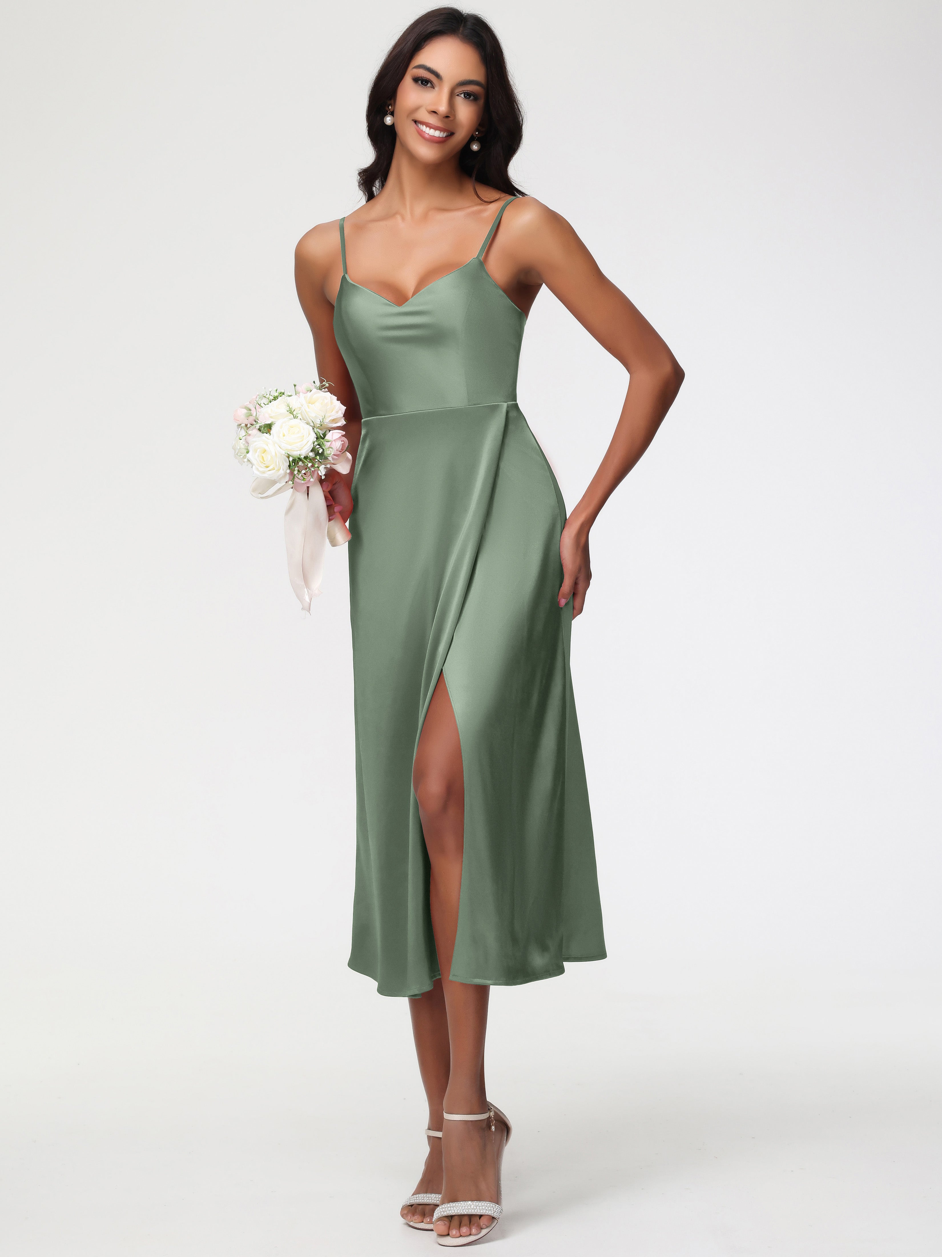 Robe Demoiselle D Honneur Sauge Poudrée Col V Bretelles Spaghetti Satin Extensible Robe De Demoiselle D'Honneur