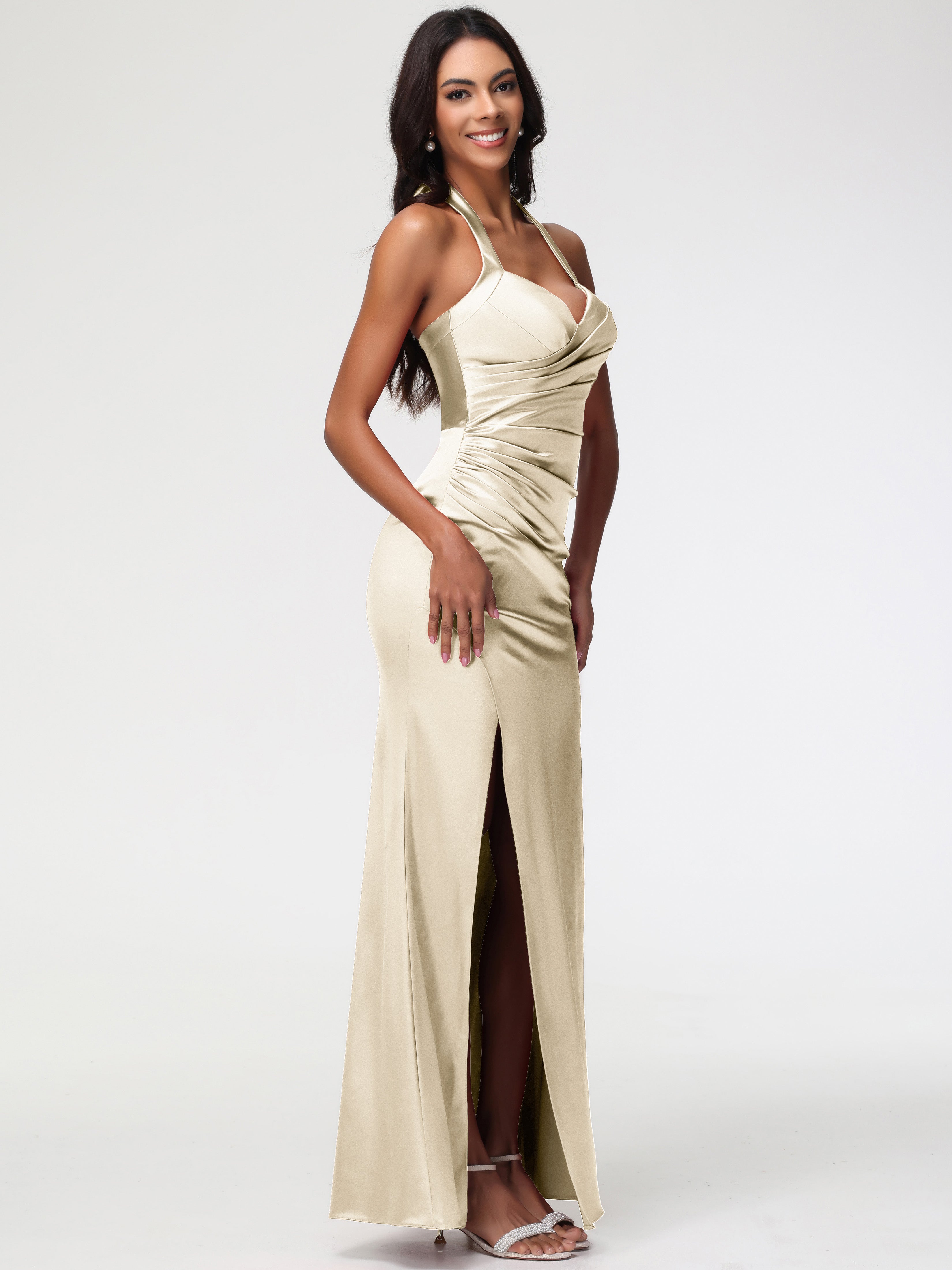 Robe De Demoiselle D Honneur Couleur Champagne Col V Satin Extensible Fourreau/Colonne Robe De Demoiselle D'Honneur Longue Plissée