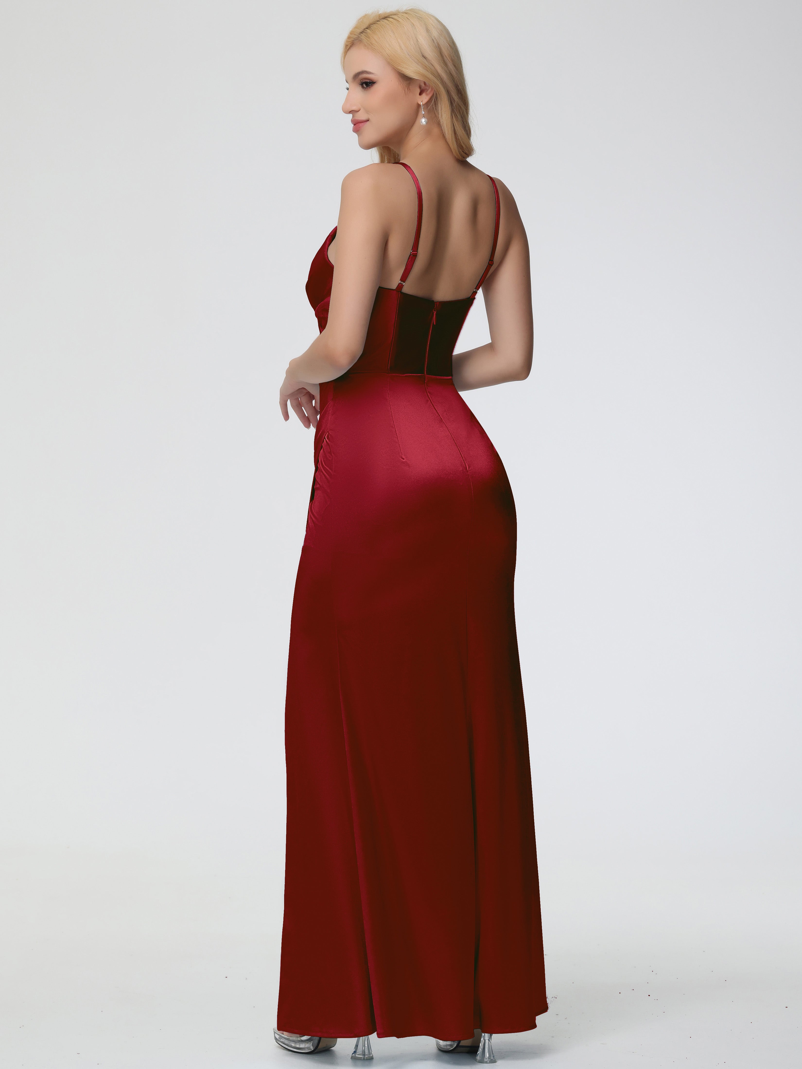 Robes De Demoiselle D'Honneur Rouge Bordeaux Col V Bretelles Spaghetti Fourreau/Colonne Satin Extensible Robe De Demoiselle D'Honneur Robe Plissée