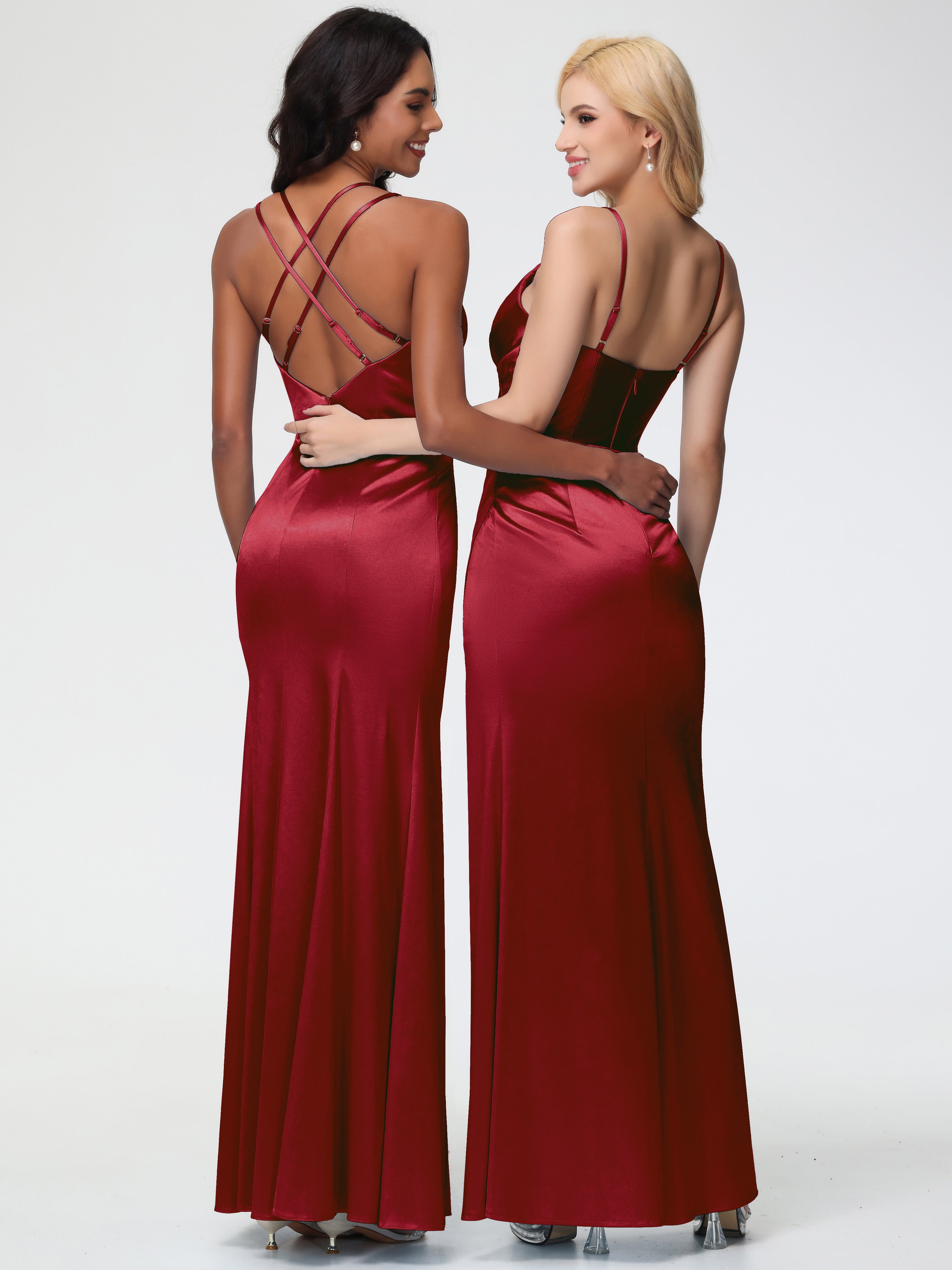 Robes De Demoiselle D'Honneur Rouge Bordeaux Col V Bretelles Spaghetti Fourreau/Colonne Satin Extensible Robe De Demoiselle D'Honneur Robe Plissée