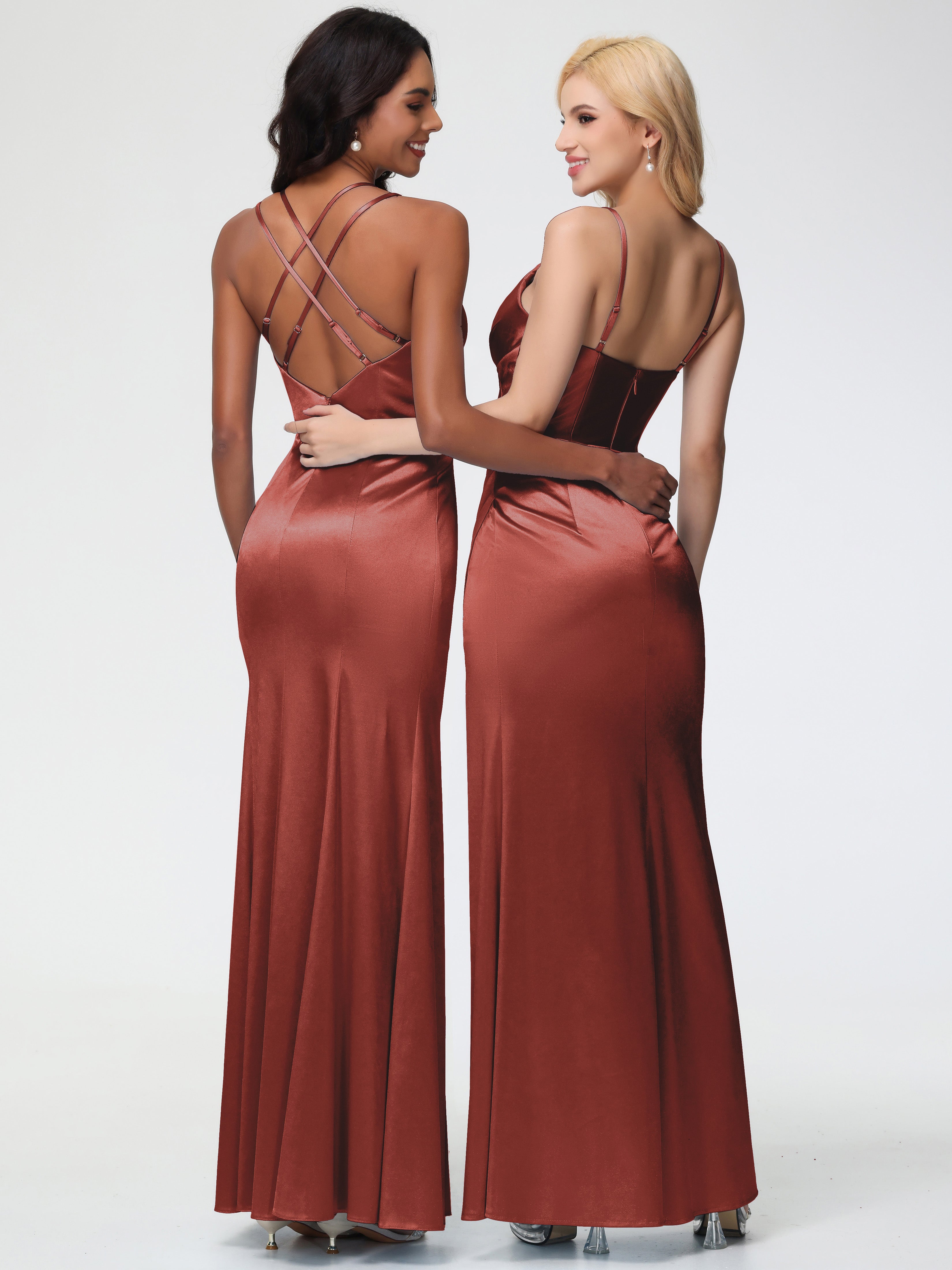 Robes De Demoiselle D'Honneur Couleur Rouille Col V Bretelles Spaghetti Fourreau/Colonne Satin Extensible Robe De Demoiselle D'Honneur Robe Plissée