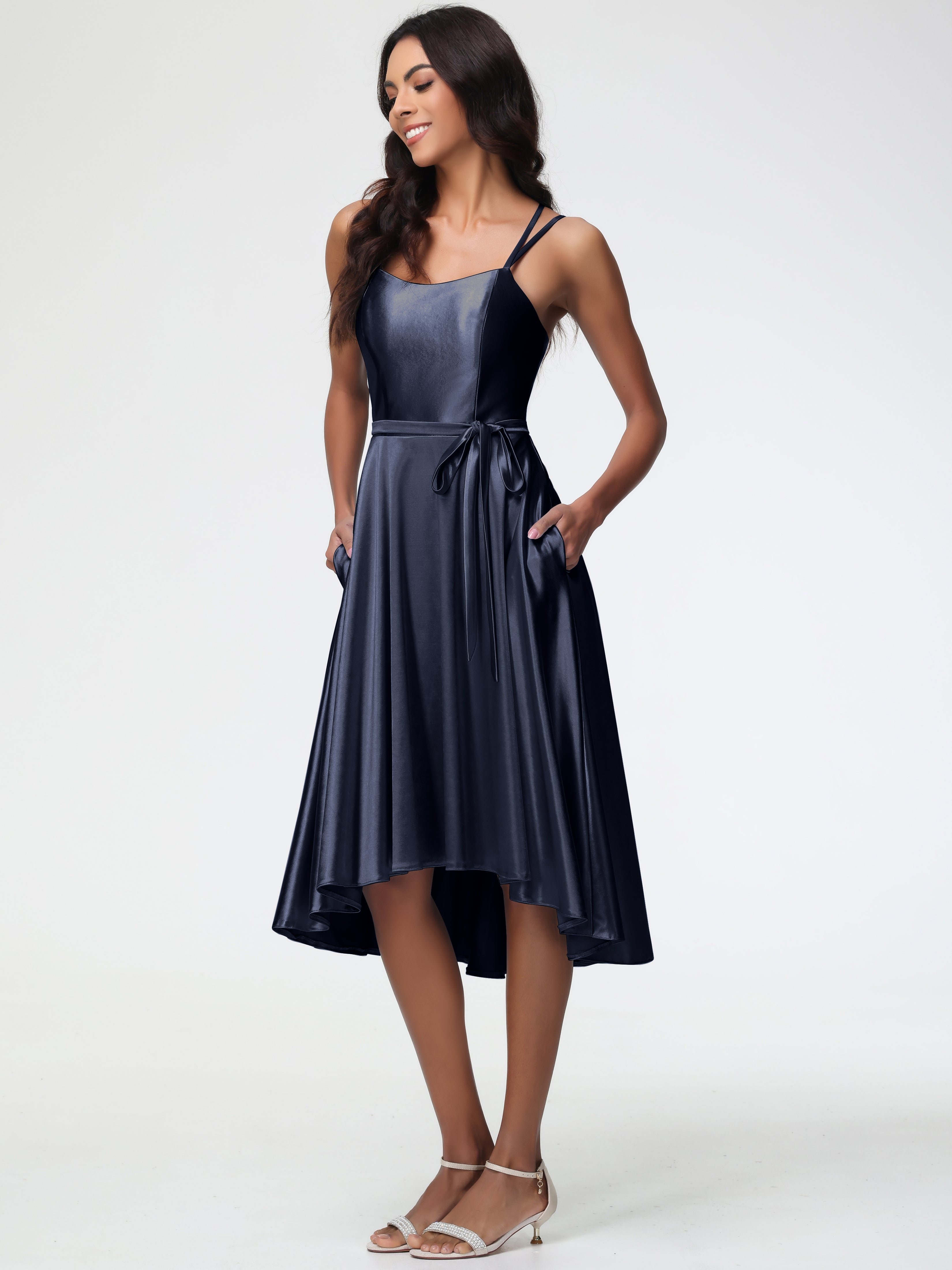 Robes De Demoiselle D'Honneur Bleu Marine Modestes Col Rond Satin Extensible Robe Demoiselle D Honneur Asymétrique Courte