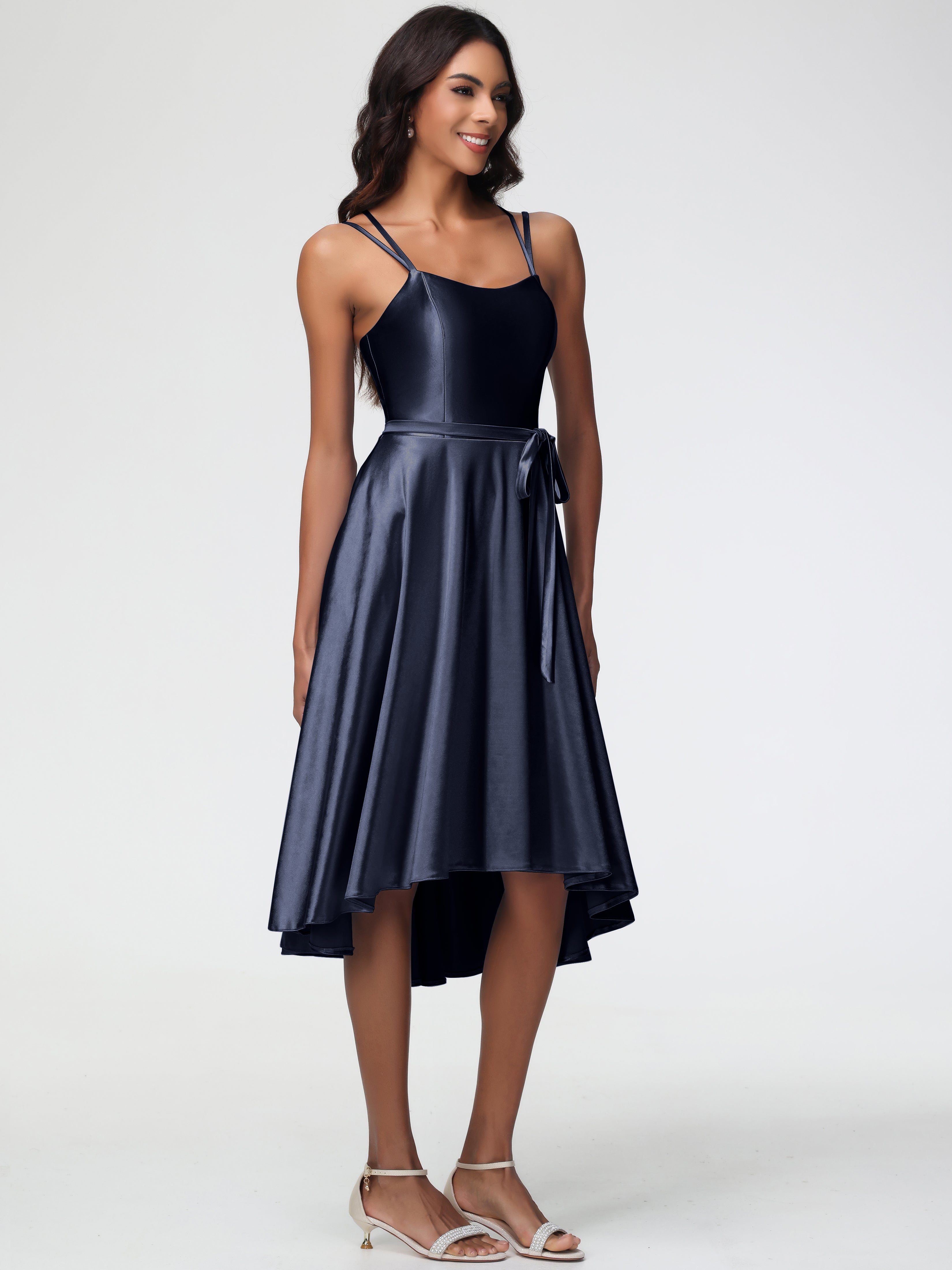 Robes De Demoiselle D'Honneur Bleu Marine Modestes Col Rond Satin Extensible Robe Demoiselle D Honneur Asymétrique Courte
