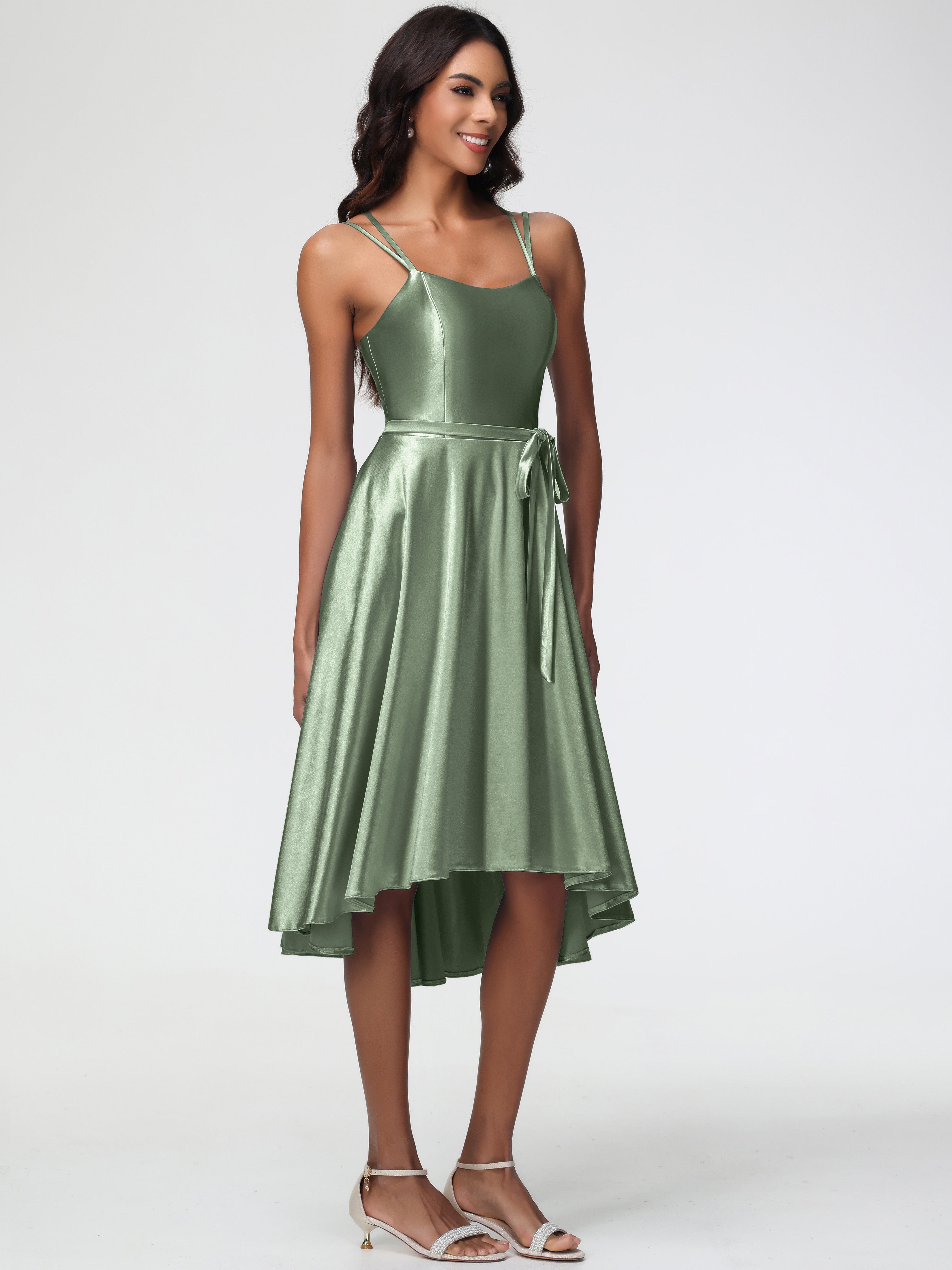 Sauge Poussiéreuse De Demoiselle D'Honneur Col Rond Satin Extensible Robe Demoiselle D Honneur Asymétrique Courte