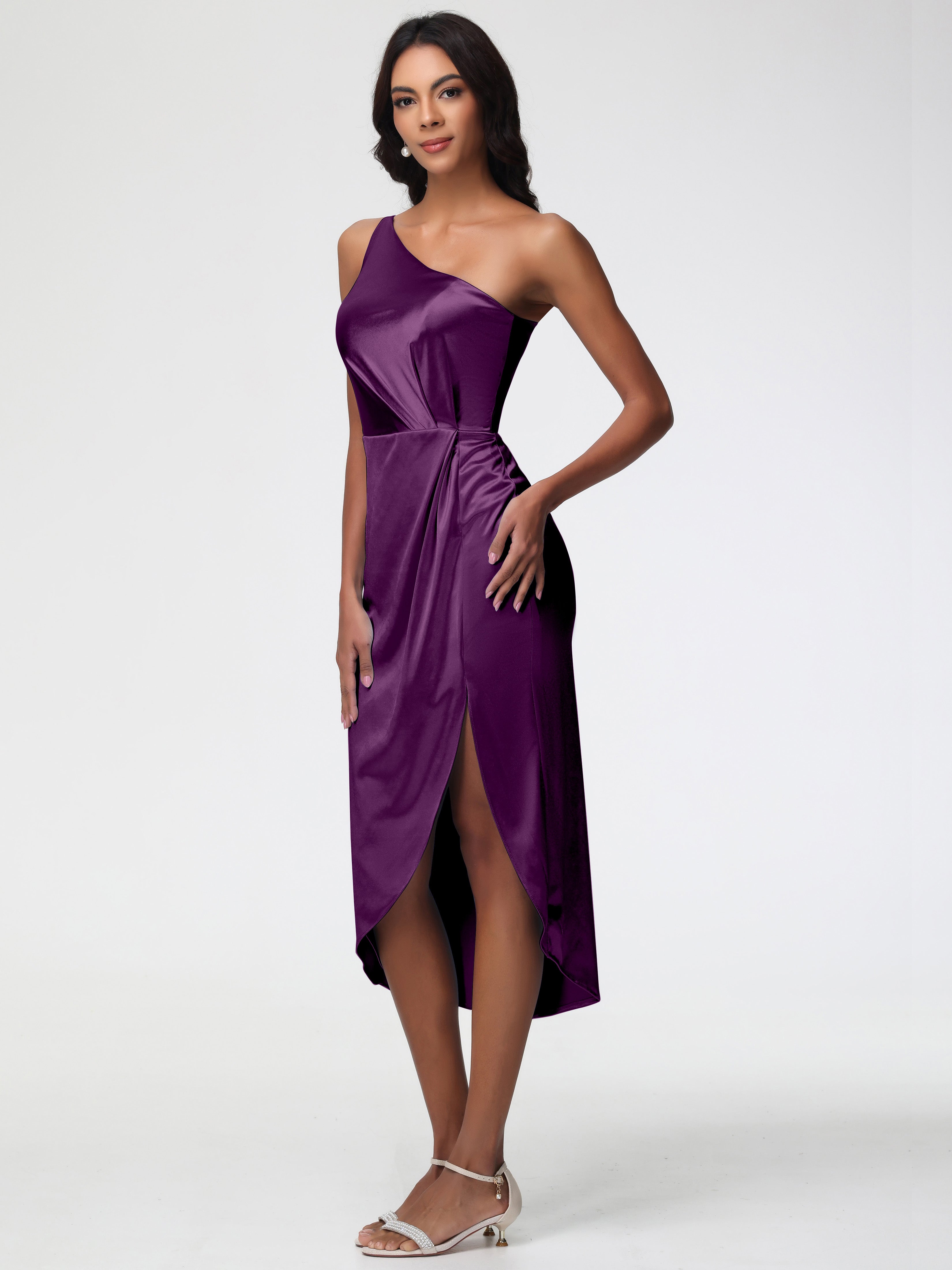 Robes De Demoiselle D'Honneur En Raisin Seule-Épaule Mi-Longue Fendue Satin Extensible Robe De Demoiselle D'Honneur