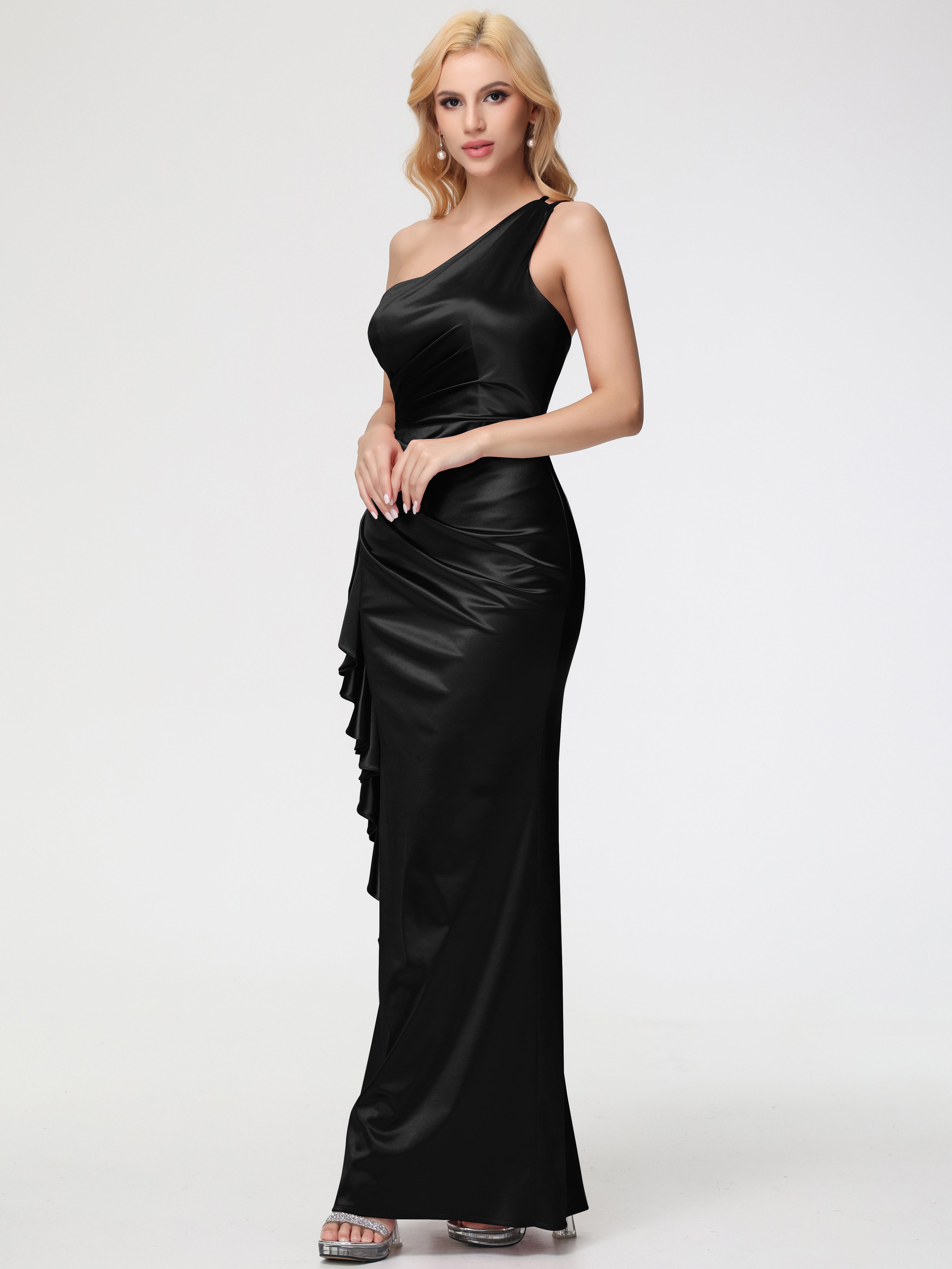Robe Demoiselle D Honneur Noir Seule-épaule Robe Plisée Fourreau/Colonne Fendue Satin Extensible Robe De Demoiselle D'Honneur