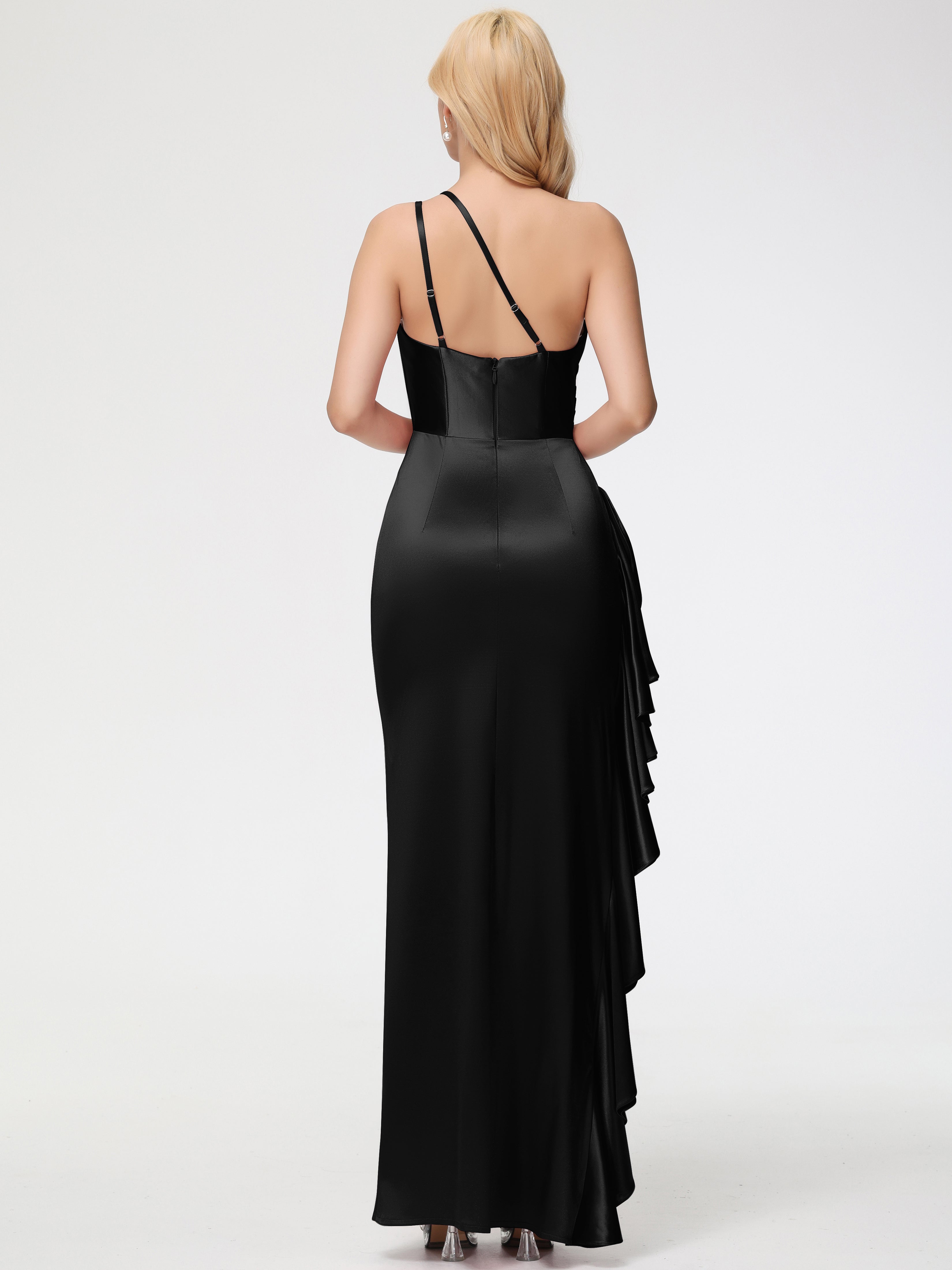 Robe Demoiselle D Honneur Noir Seule-épaule Robe Plisée Fourreau/Colonne Fendue Satin Extensible Robe De Demoiselle D'Honneur