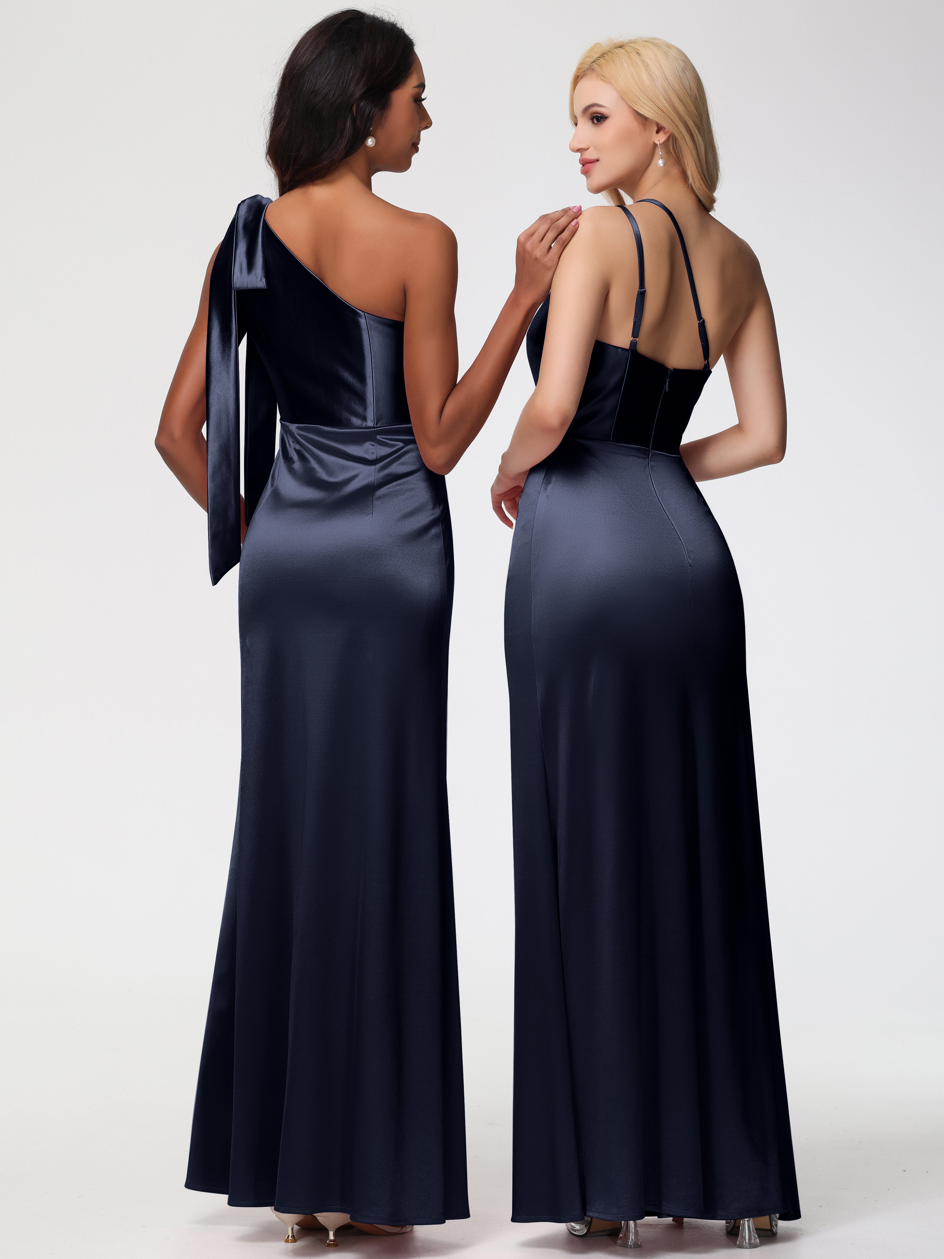 Robe De Demoiselle D Honneur Bleu Marine Seule-épaule Satin Extensible Fourreau/Colonne Fendue Robe De Demoiselle D'Honneur