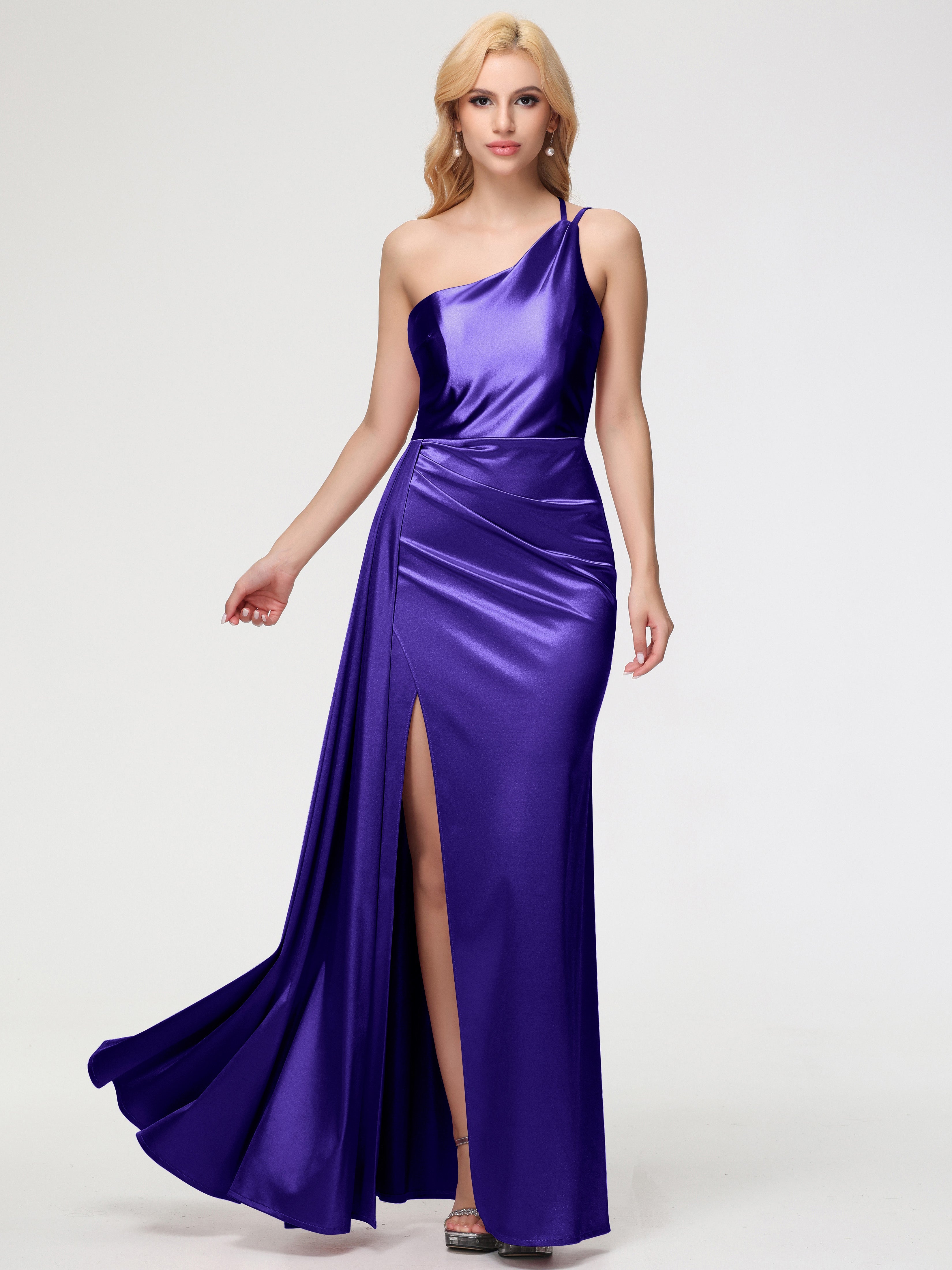 Robes De Demoiselle D'Honneur En Régence Seule-épaule Satin Extensible Fourreau/Colonne Fendue Robe De Demoiselle D'Honneur