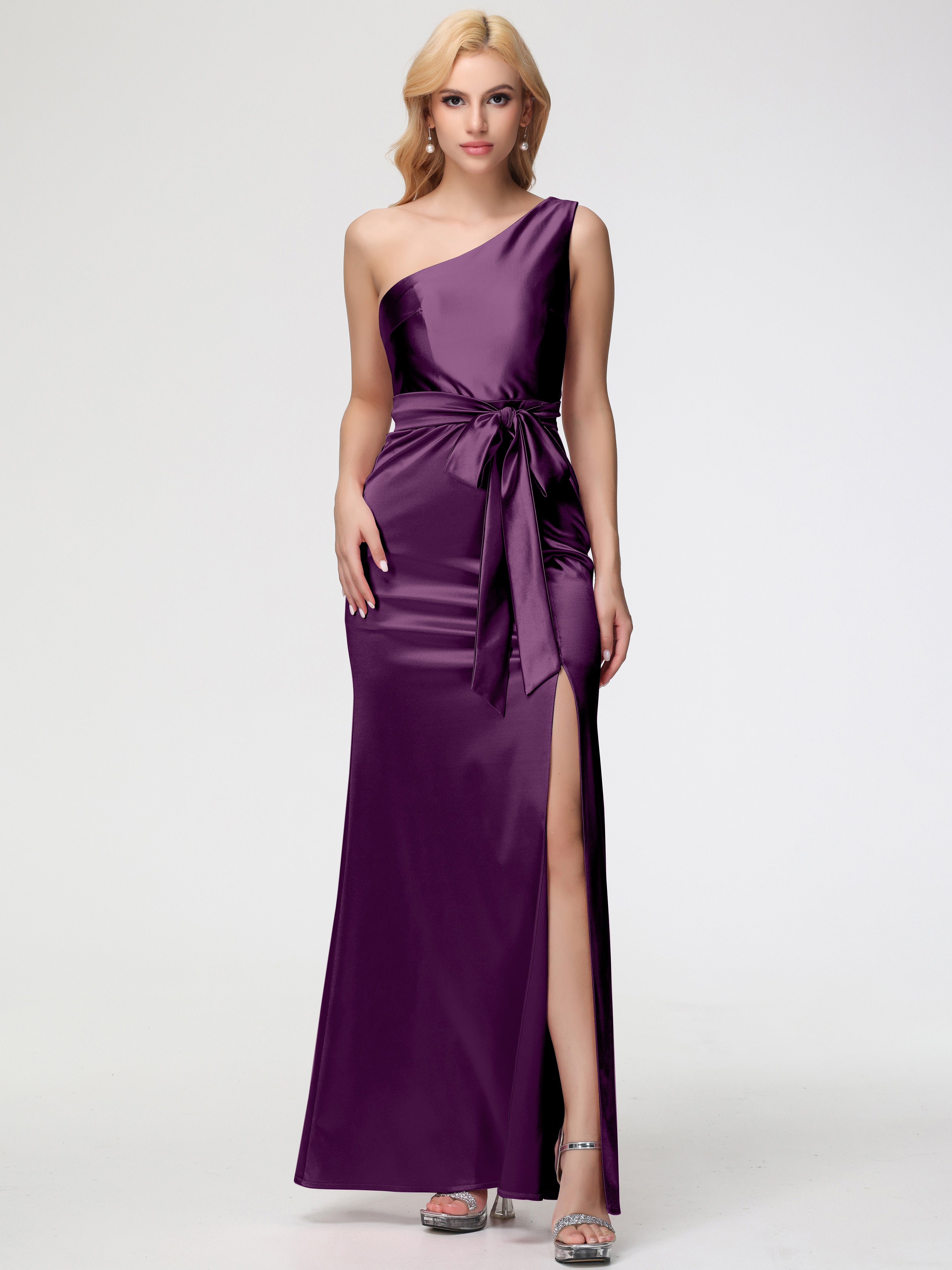 Robes De Demoiselle D'Honneur Raisin Seule-épaule Satin Extensible Fendue Robe De Demoiselle D'Honneur Robe à Lacets