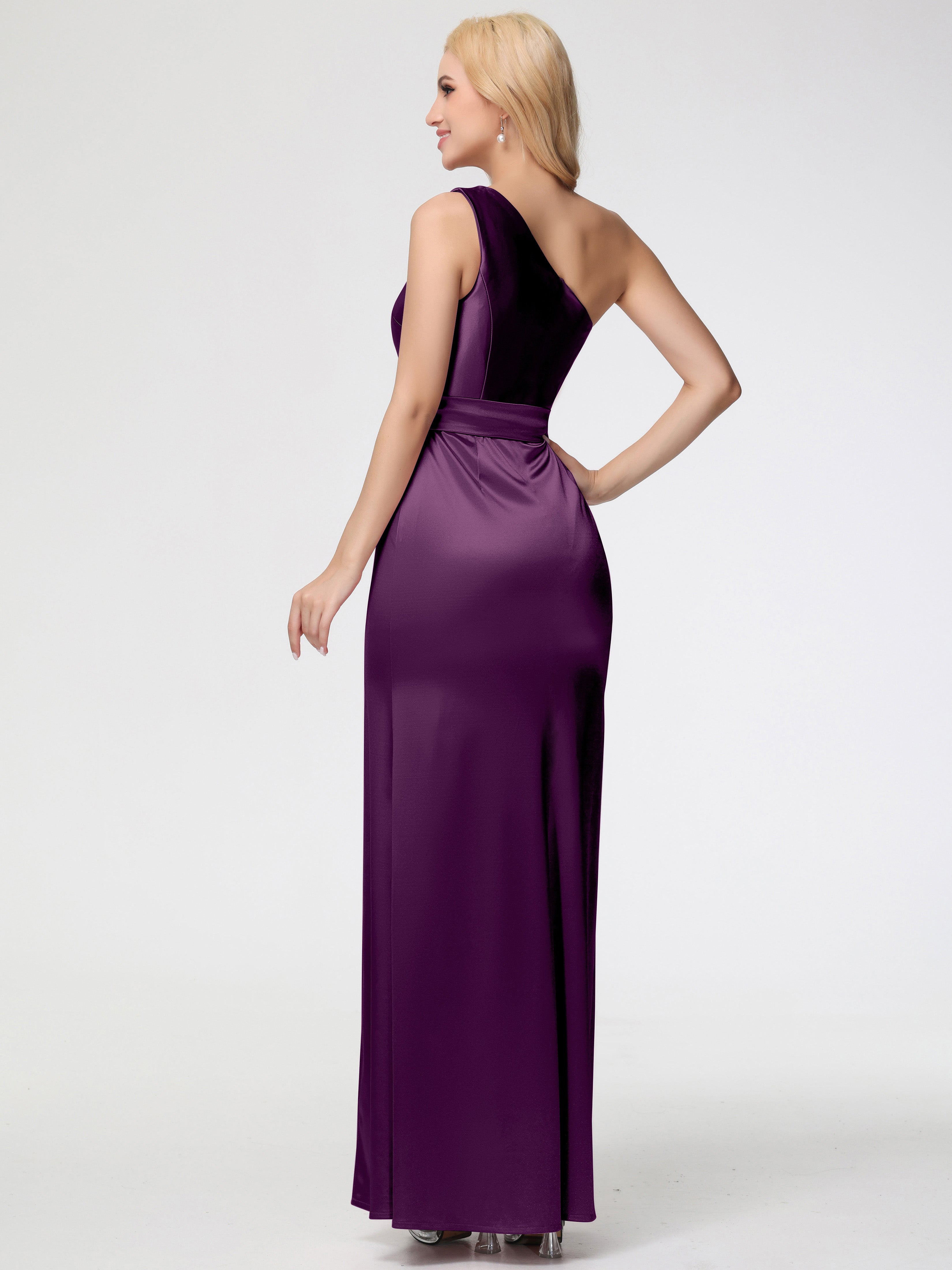 Robes De Demoiselle D'Honneur Raisin Seule-épaule Satin Extensible Fendue Robe De Demoiselle D'Honneur Robe à Lacets