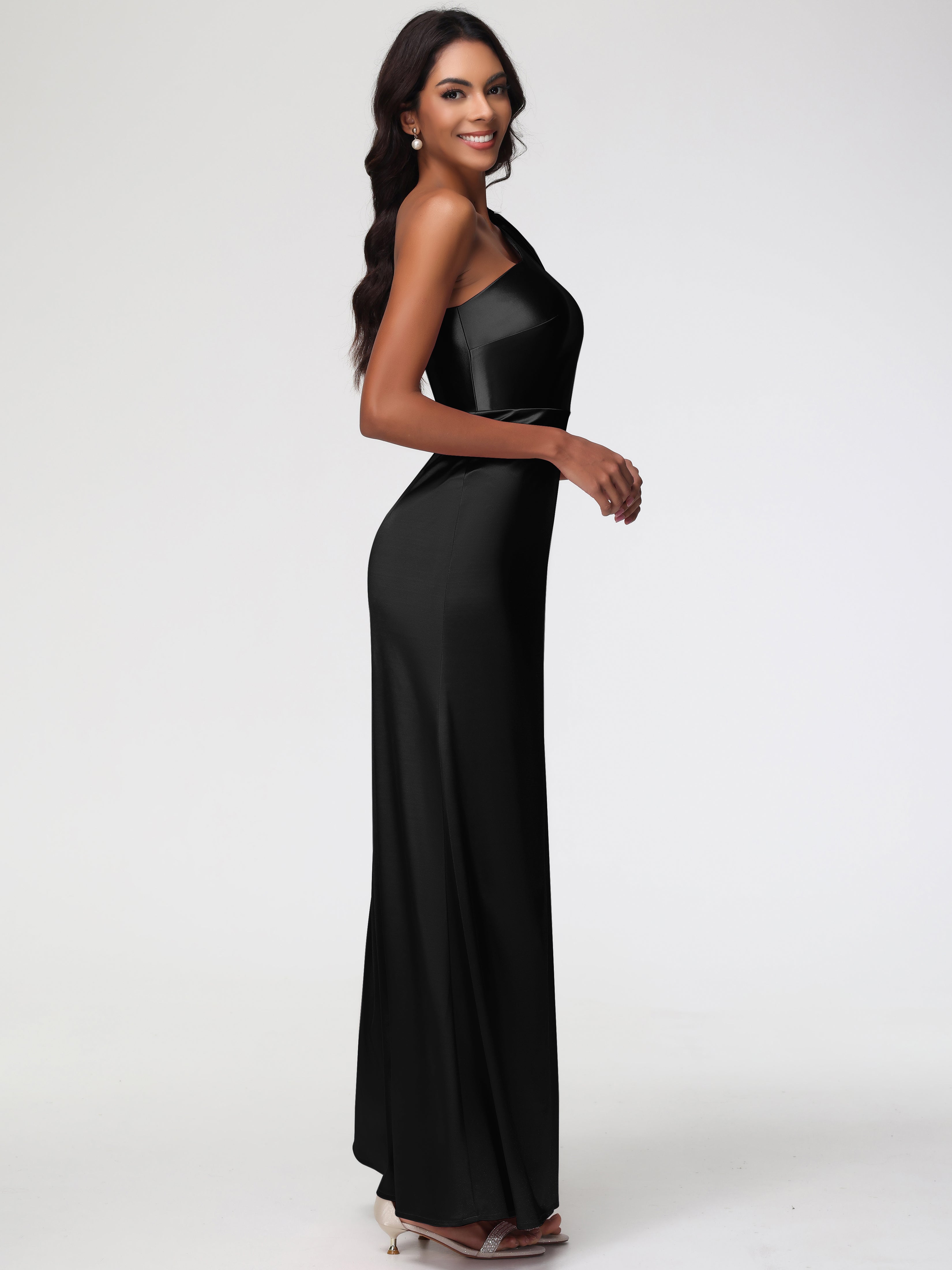 Robe Demoiselle D Honneur Noire Satin Extensible Seule-Épaule Robe Fourreau Demoiselle D Honneur