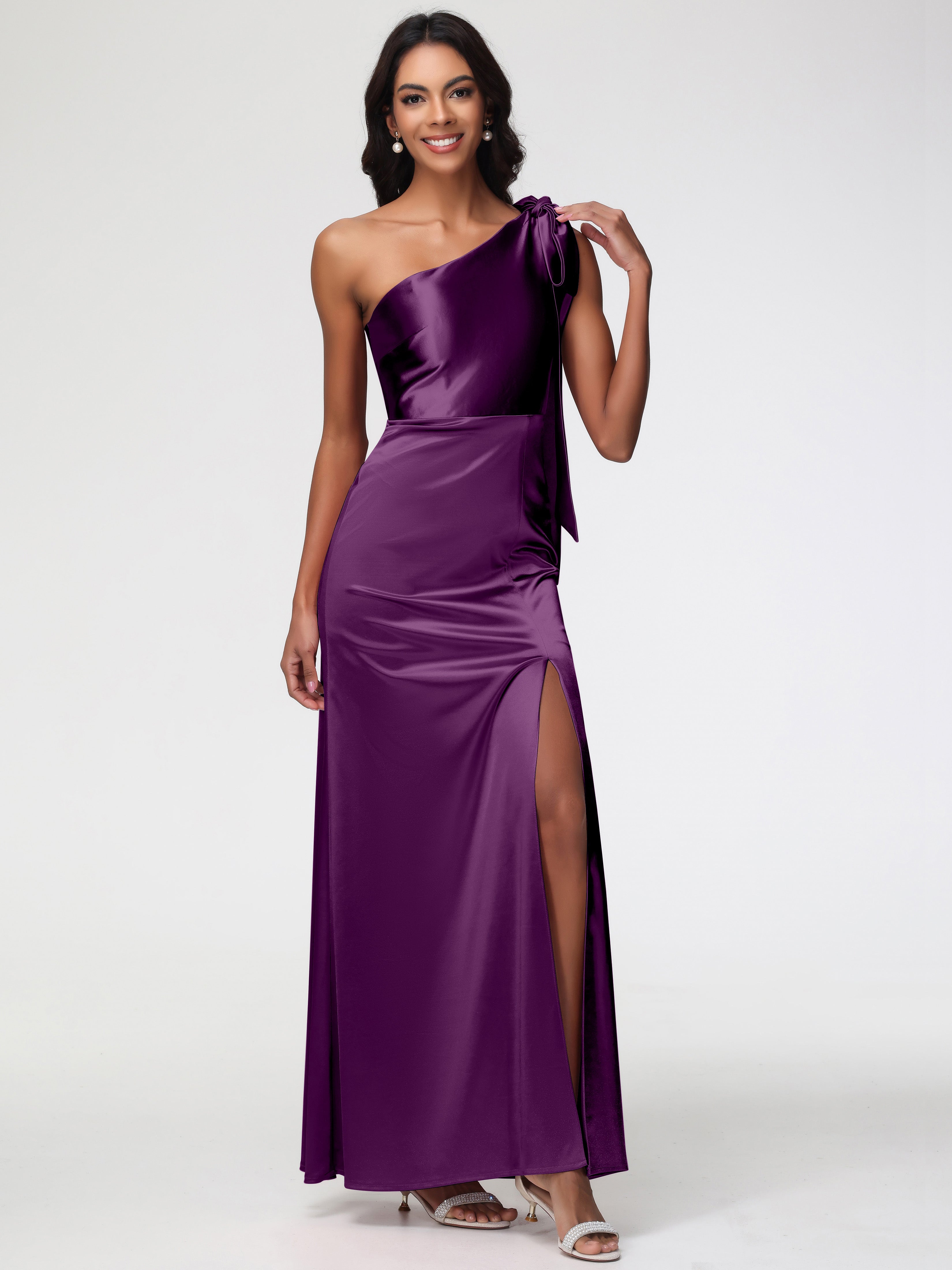 Robes De Demoiselle D'Honneur En Raisin Satin Extensible Seule-Épaule Robe Fourreau Demoiselle D Honneur