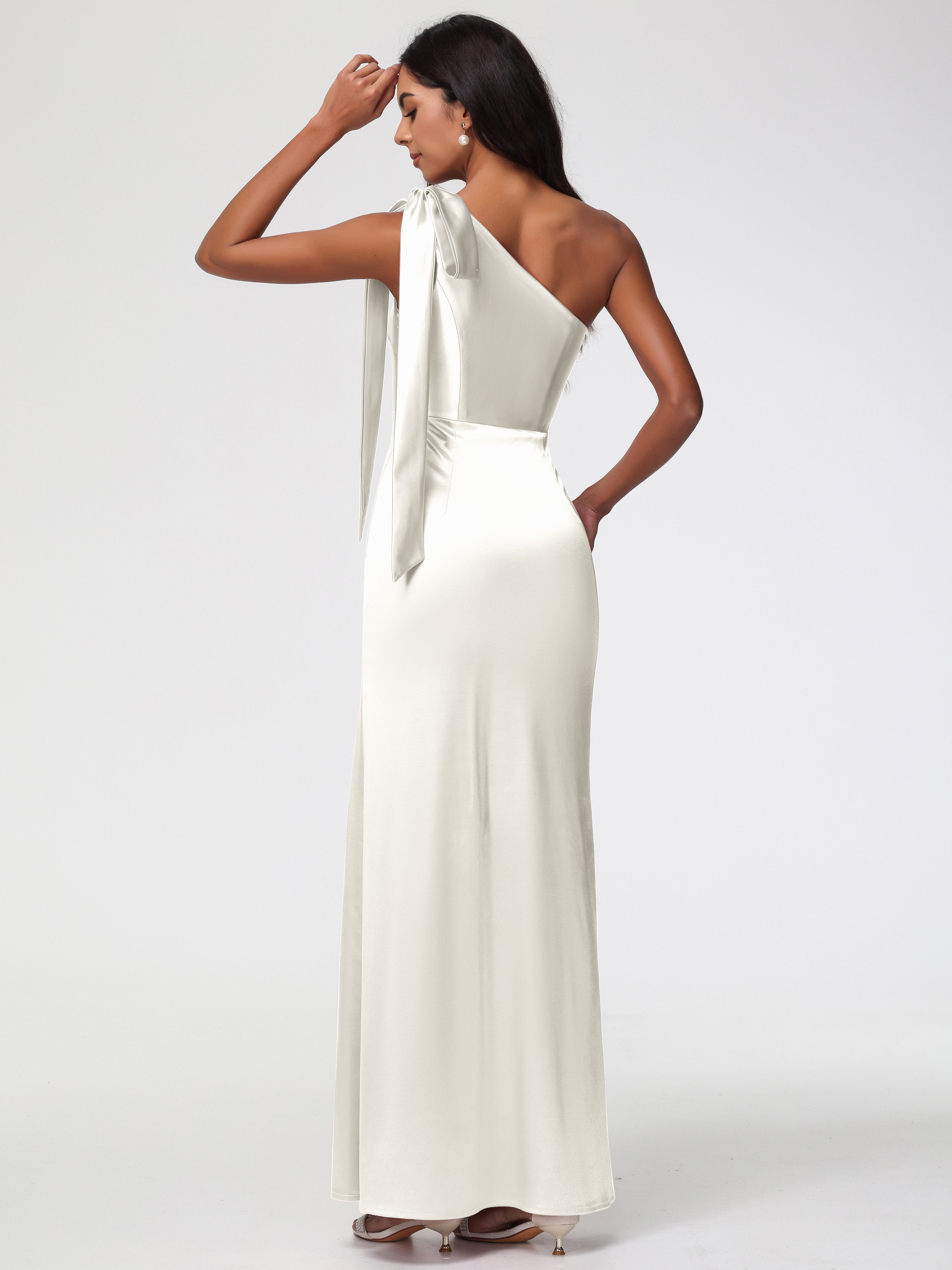 Robes De Demoiselle D'Honneur Ivoire Satin Extensible Seule-Épaule Robe Fourreau Demoiselle D Honneur