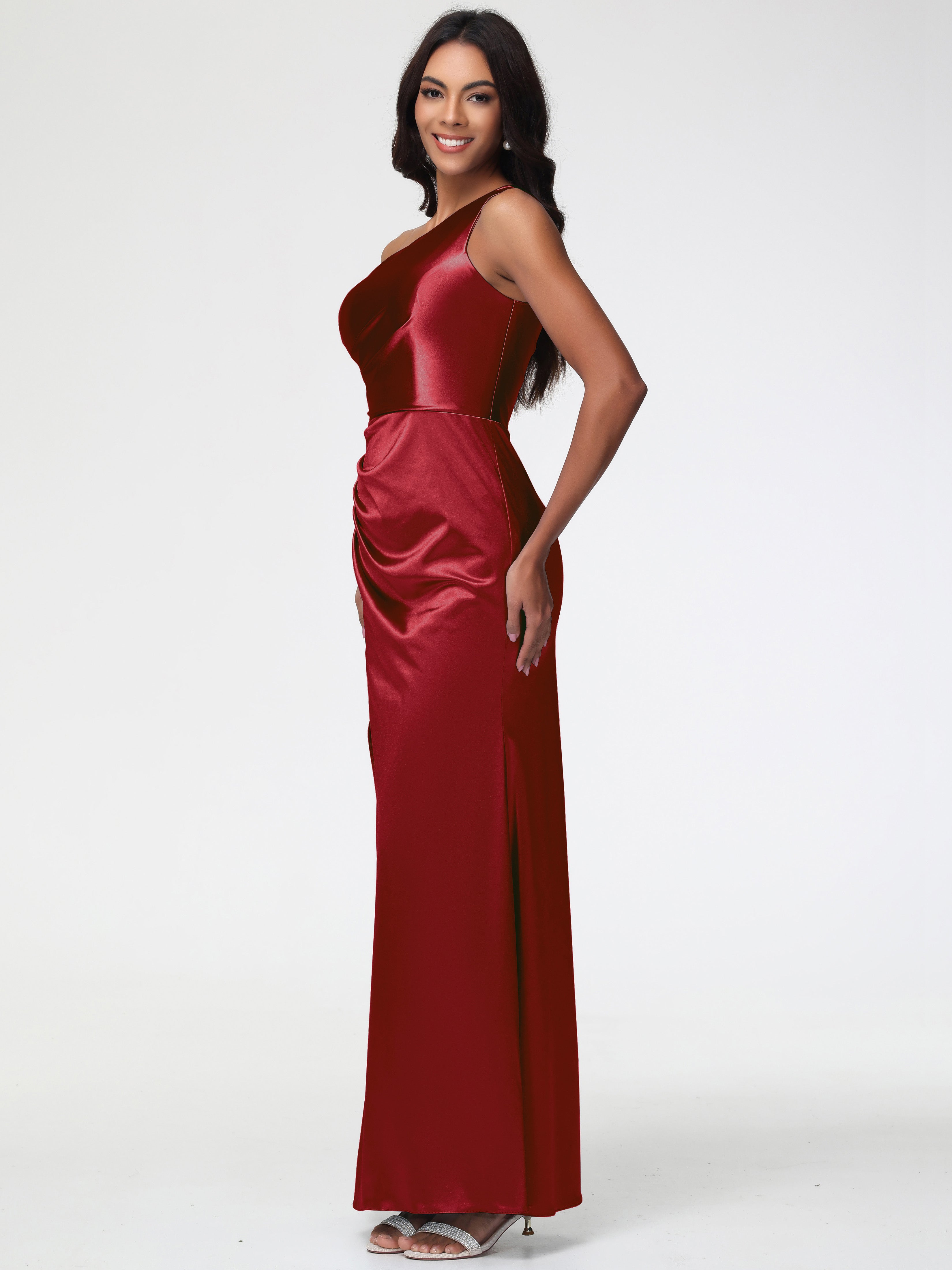 Robes Demoiselle D Honneur Bordeaux Seule-Épaule Satin Extensible Robe Fourreau Demoiselle D Honneur