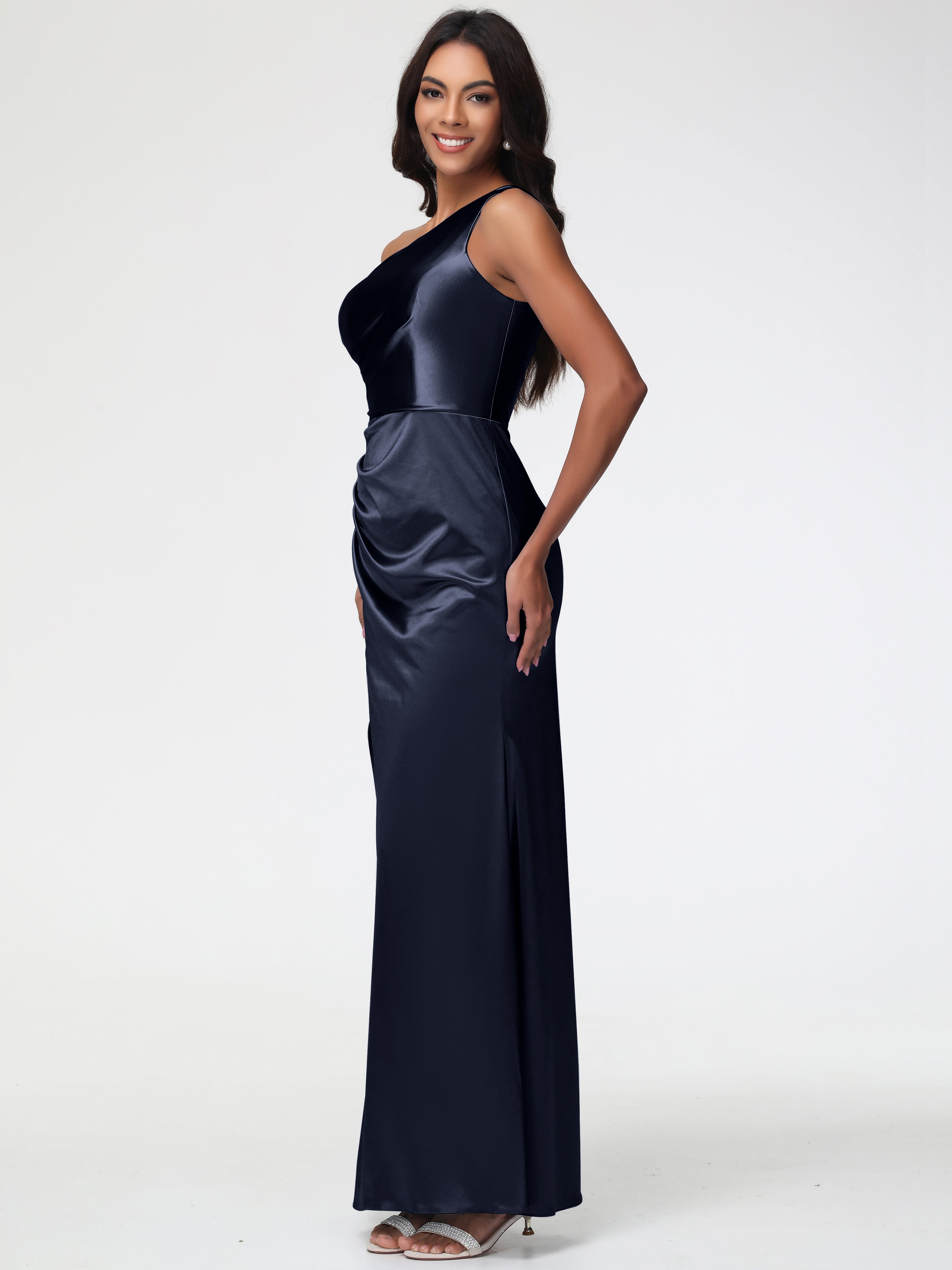 Robe Demoiselle Dhonneur Bleu Marine Seule-Épaule Satin Extensible Robe Fourreau Demoiselle D Honneur