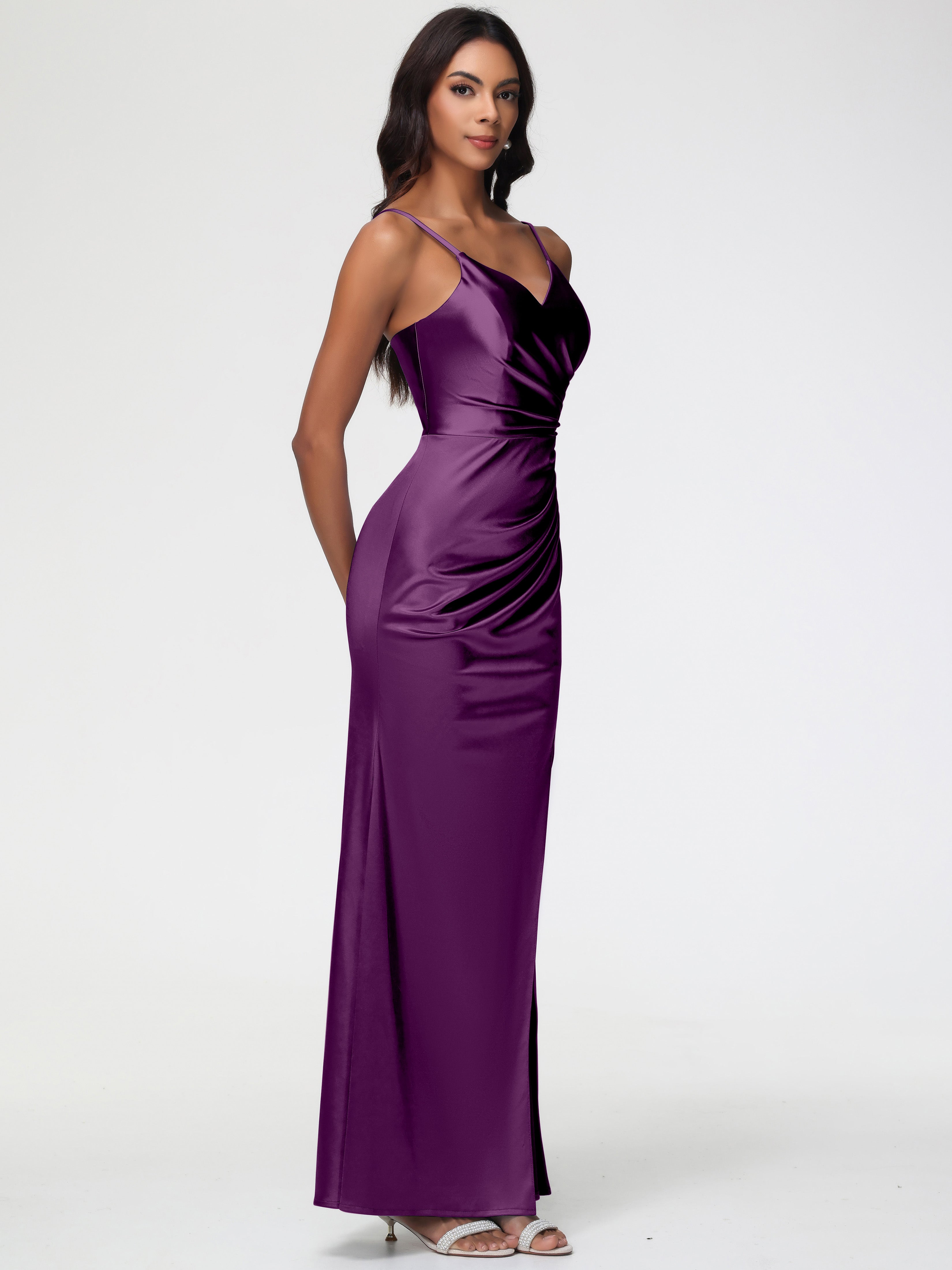 Robes De Demoiselle D'Honneur En Raisin Robe Demoiselle D'Honneur Avec Décolleté En V Longue Plissée À Fines Bretelles