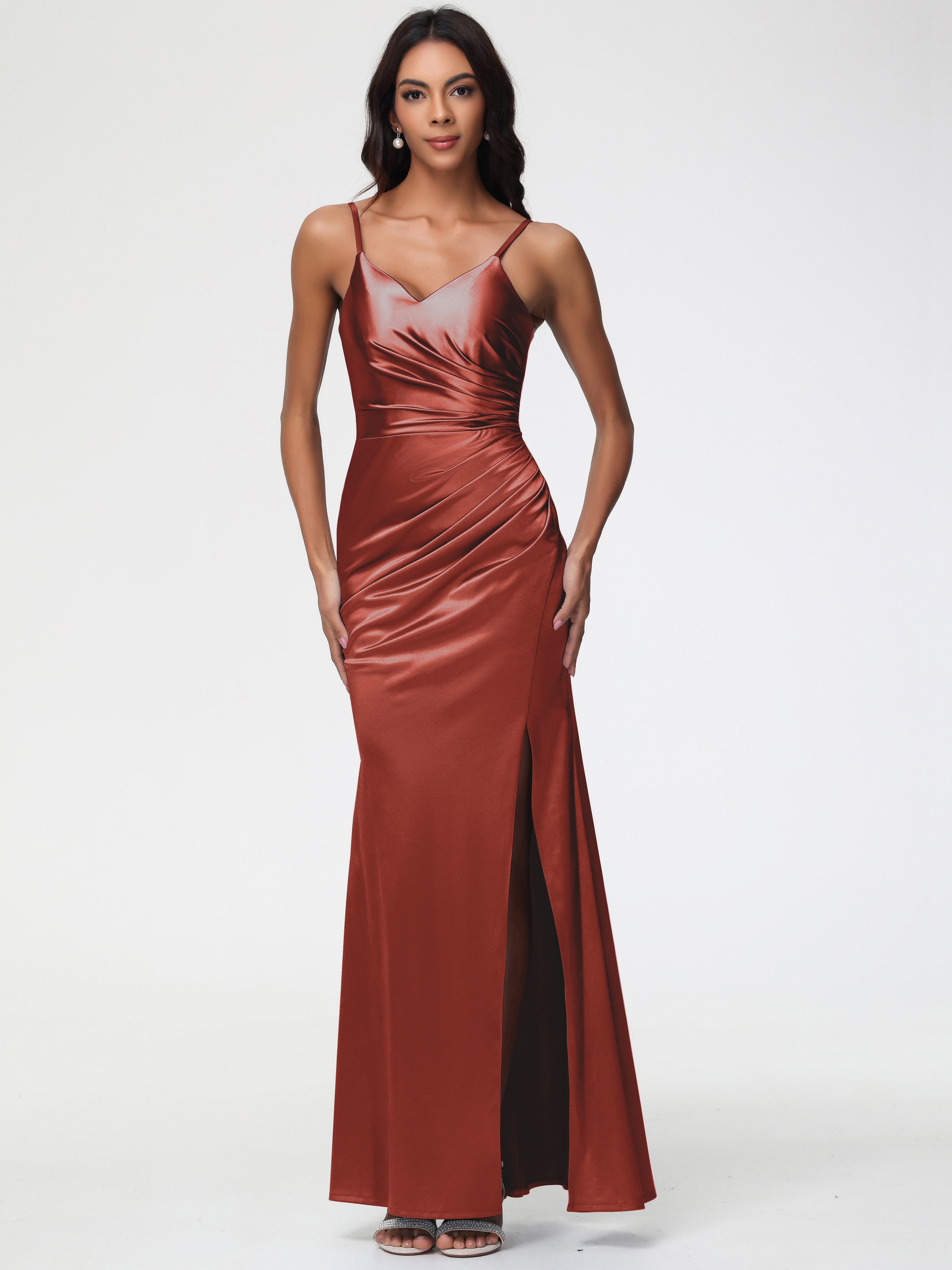 Robes De Demoiselle D'Honneur Couleur Rouille Bon Marché Robe Demoiselle D'Honneur Avec Décolleté En V Longue Plissée À Fines Bretelles