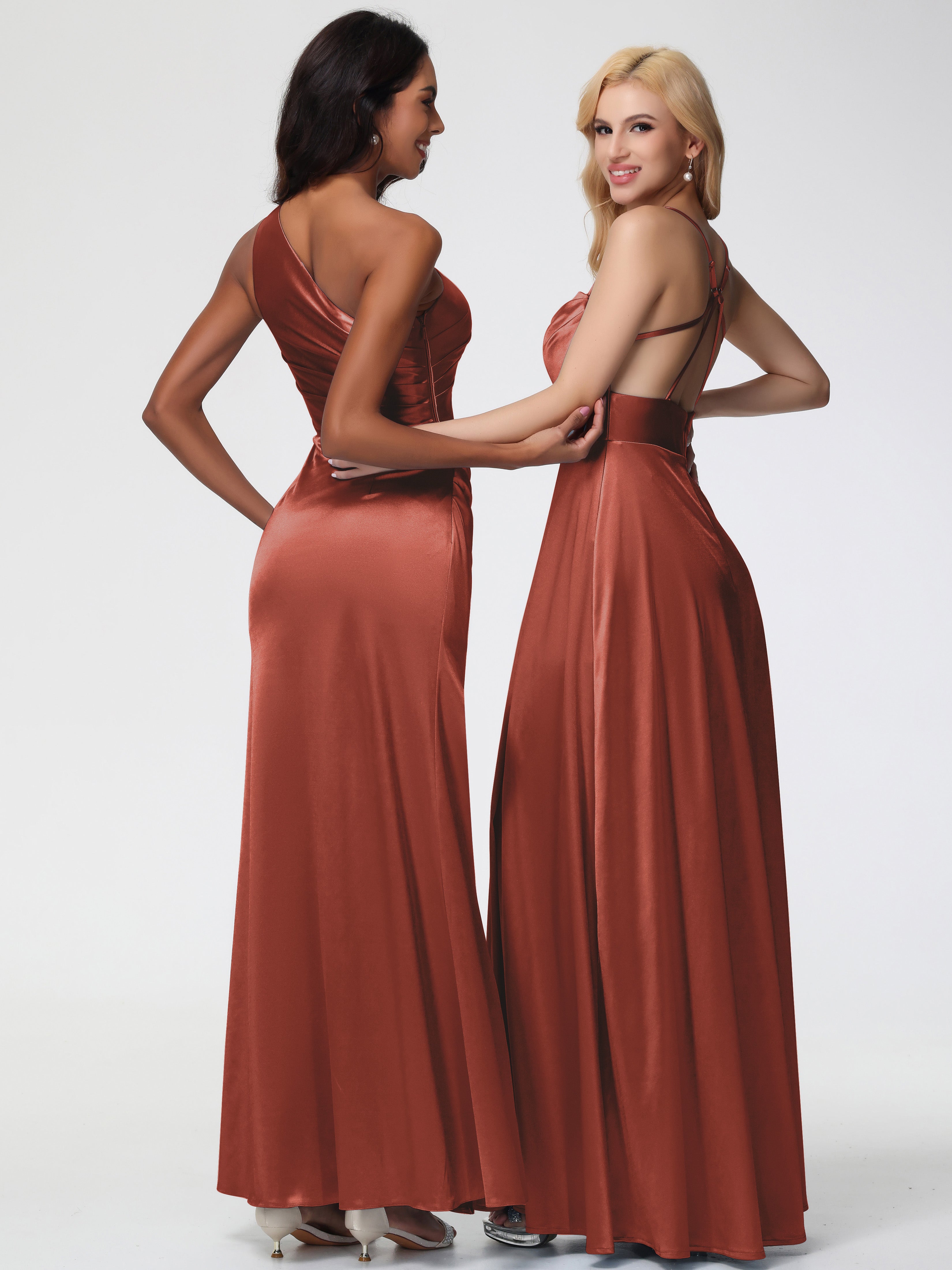 Longues Robes De Demoiselle D'Honneur De Rouille Col Bénitier Trapèze Satin Extensible Fendue Robe De Demoiselle D'Honneur