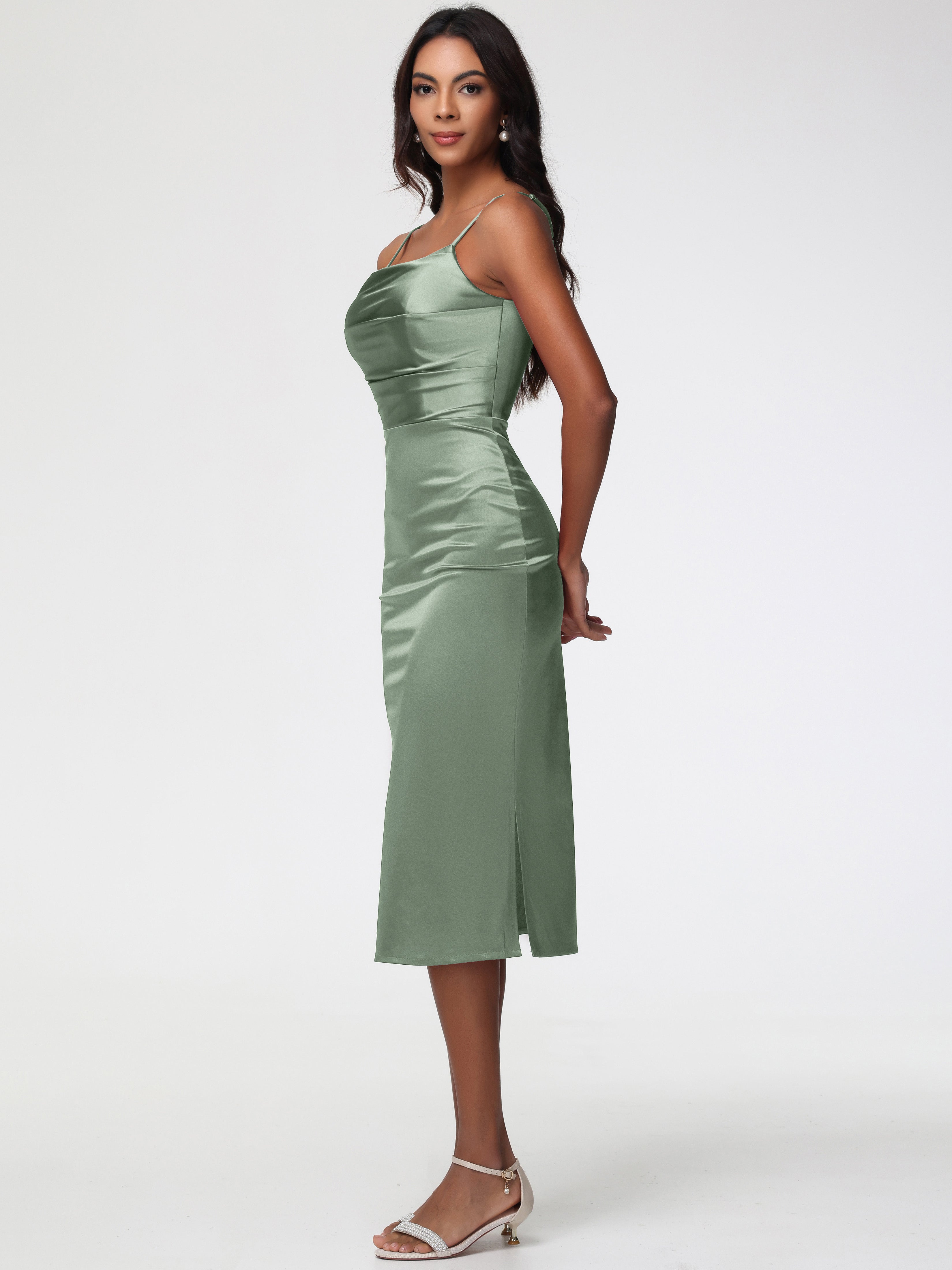 Robe Demoiselle D Honneur Sauge Poudrée Col Bénitier Satin Extensible Robe Fourreau Demoiselle D'Honneur Mi Longue