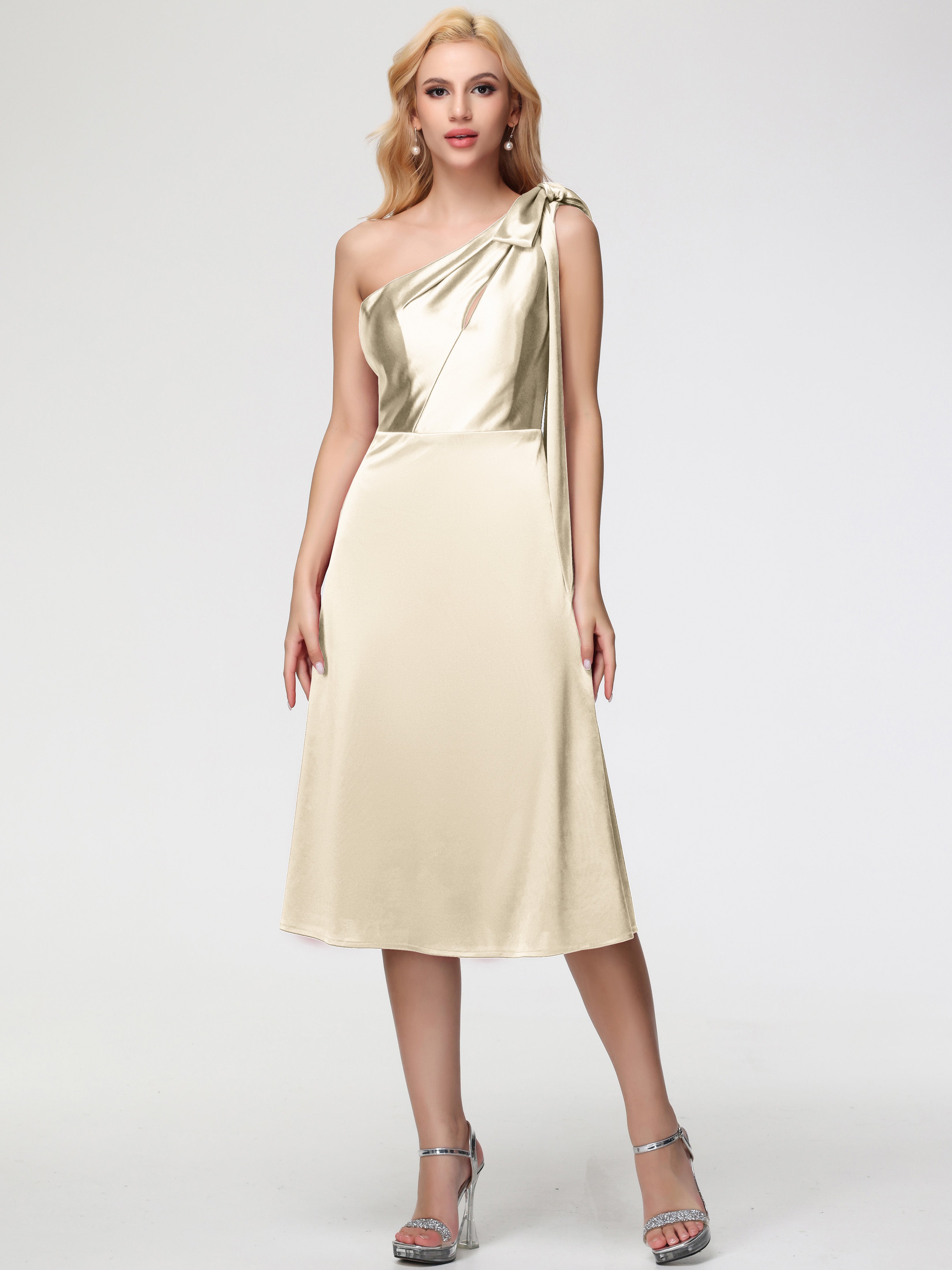 Robe Demoiselle D Honneur Couleur Champagne Seule-épaule Mi-Longue Satin Extensible Robe De Demoiselle D'Honneur