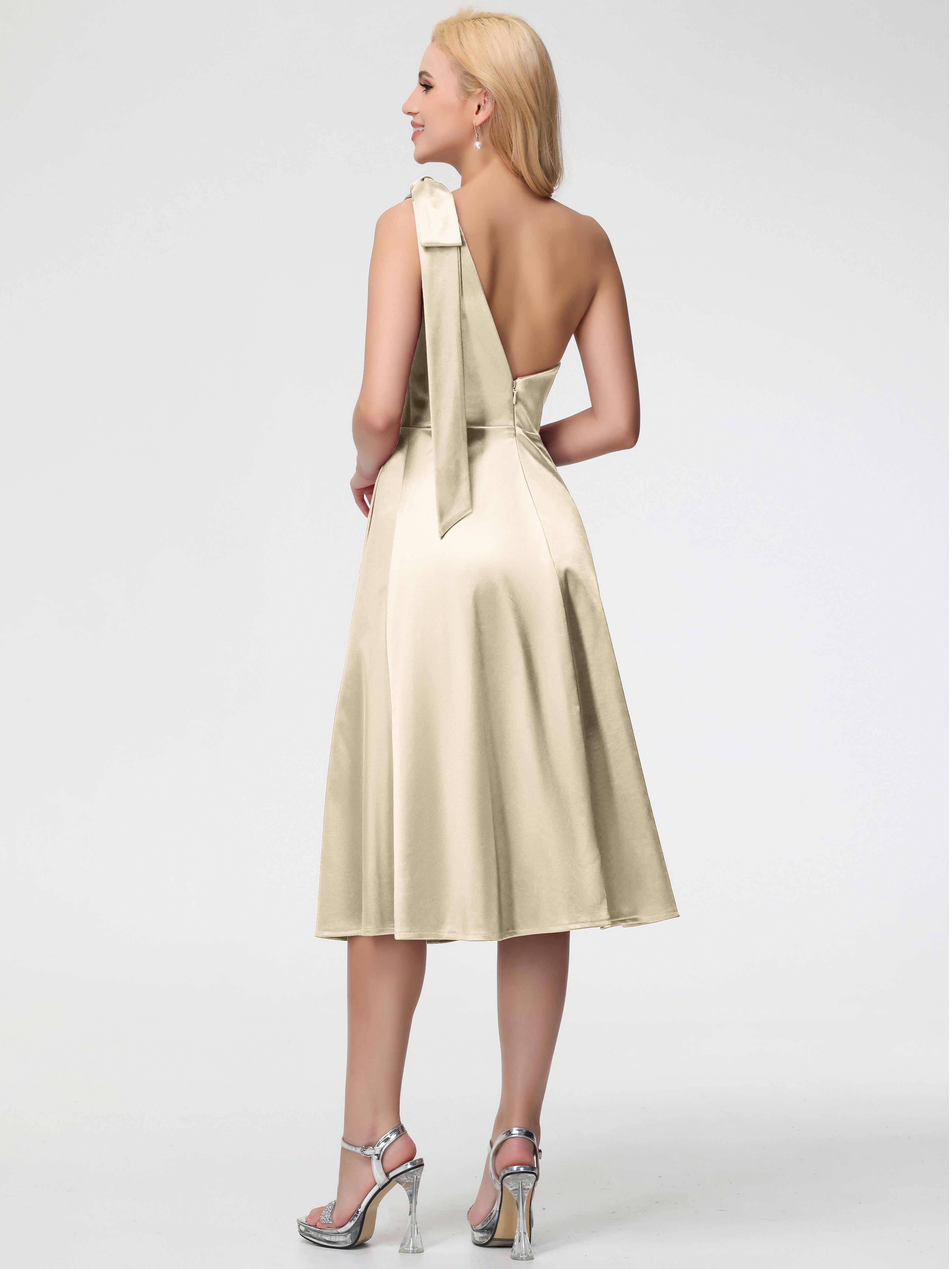 Robe Demoiselle D Honneur Couleur Champagne Seule-épaule Mi-Longue Satin Extensible Robe De Demoiselle D'Honneur