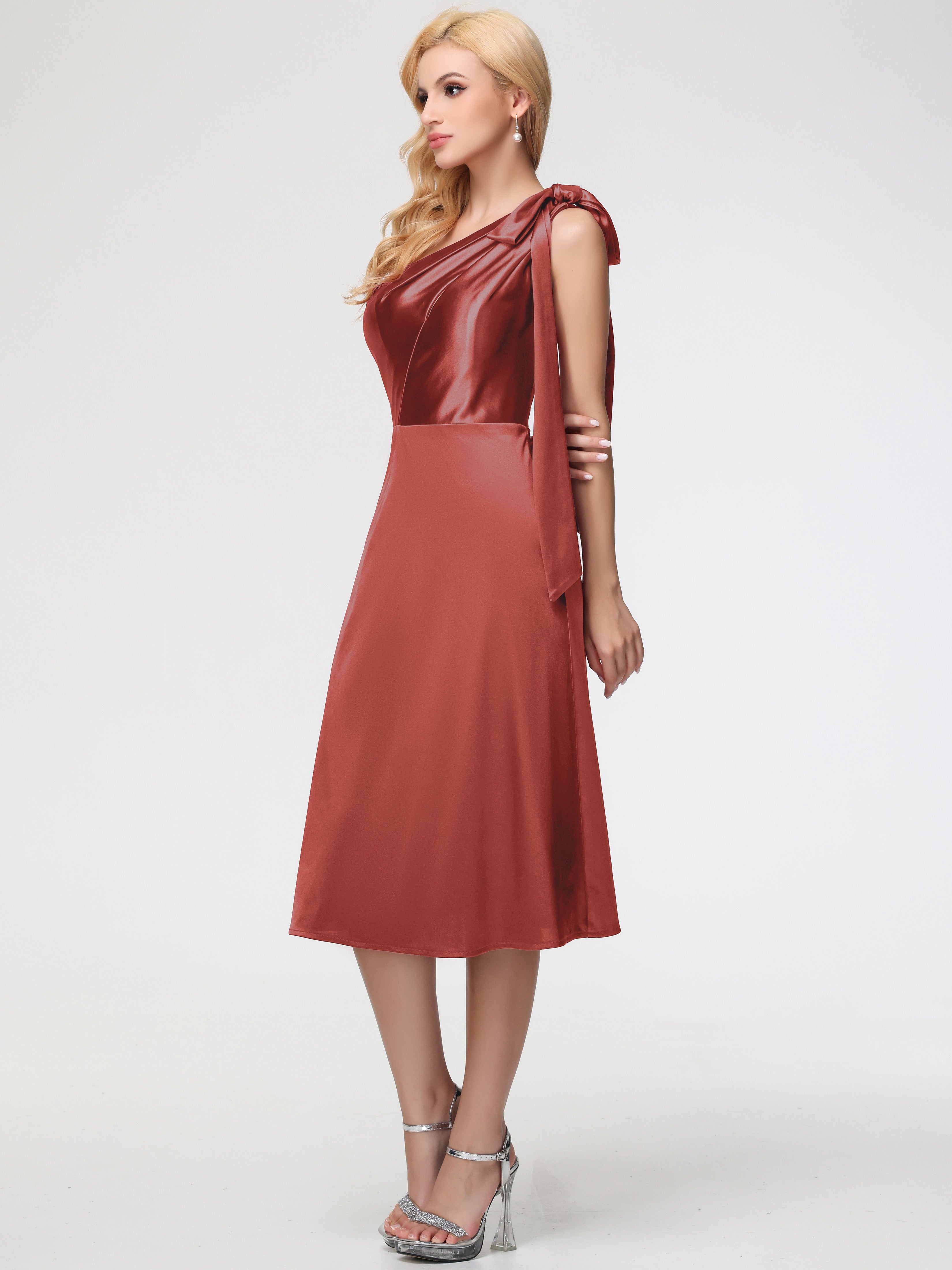 Robes De Demoiselle D'Honneur Couleur Rouille Seule-épaule Mi-Longue Satin Extensible Robe De Demoiselle D'Honneur