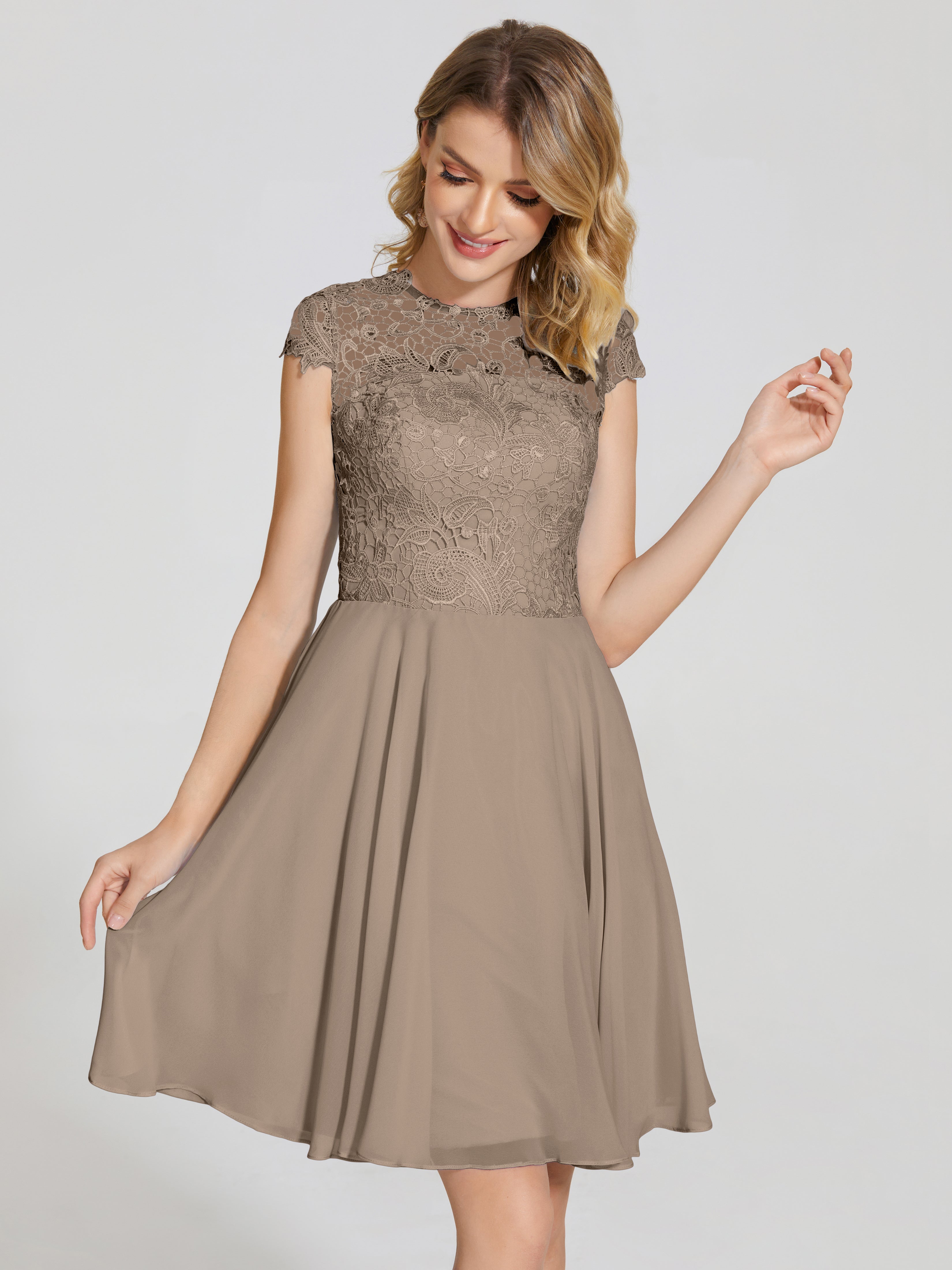 Robe Ceremonie Taupe Trapèze Courte Dentelle Mousseline Robe De Demoiselle D'Honneur