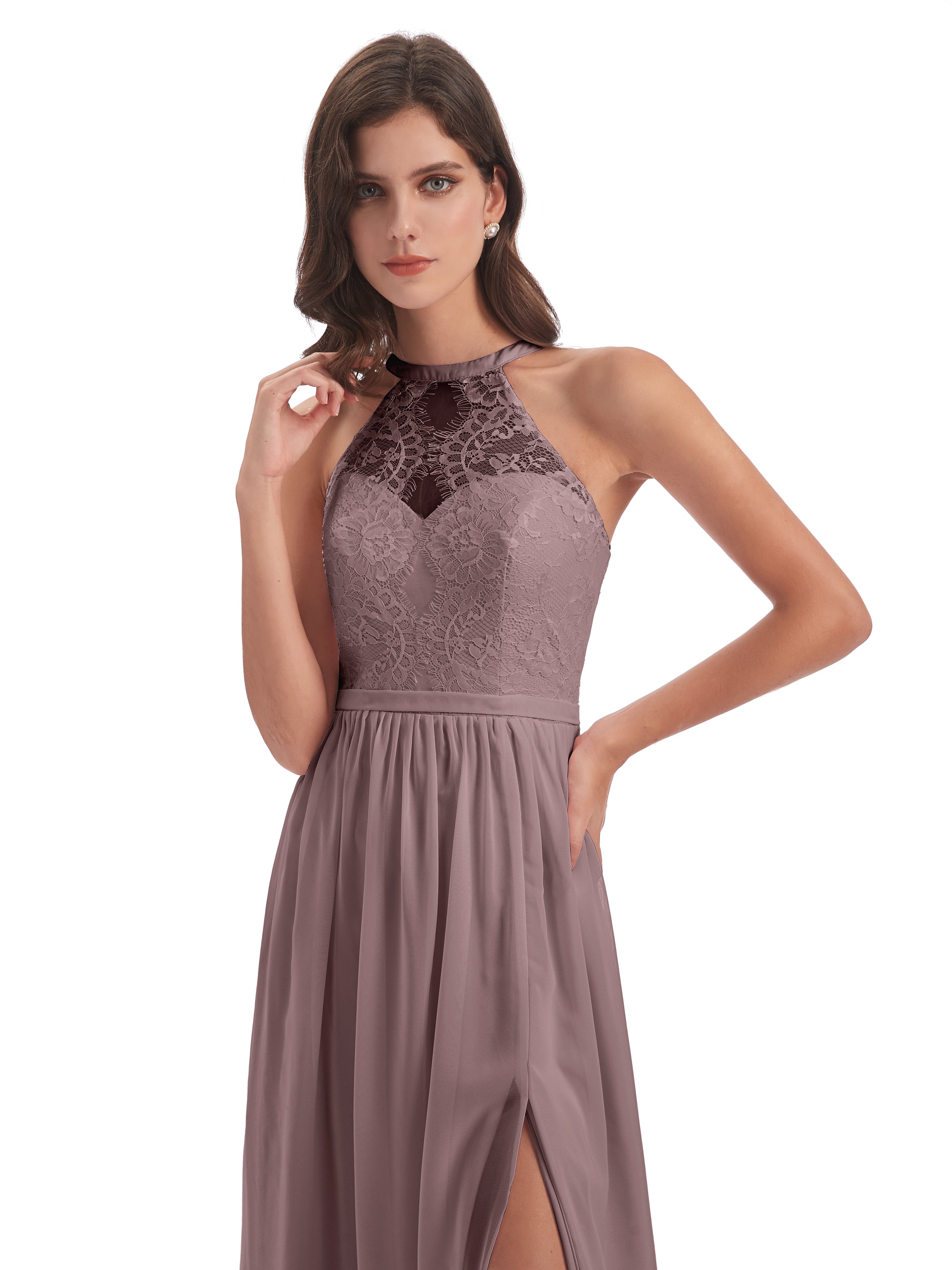 Robes De Demoiselle D'Honneur Mauve Foncé Fendue Devant Licou Dentelle/Mousseline Robes Demoiselle D'Honneur