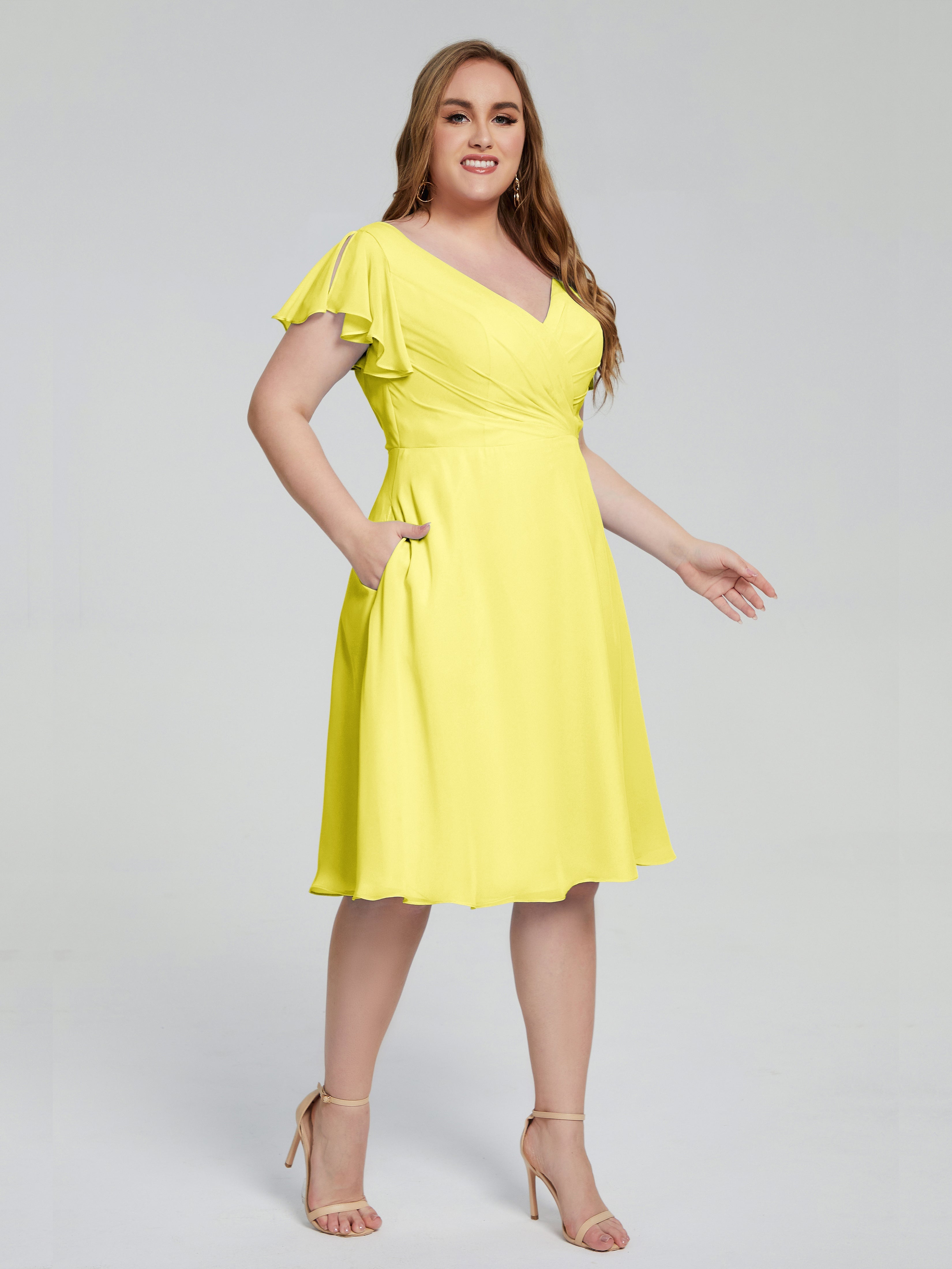 Robes De Demoiselle D'Honneur Citron Longueur Genou Manches Courtes Mousseline Robes Demoiselle D'Honneur Grande Taille