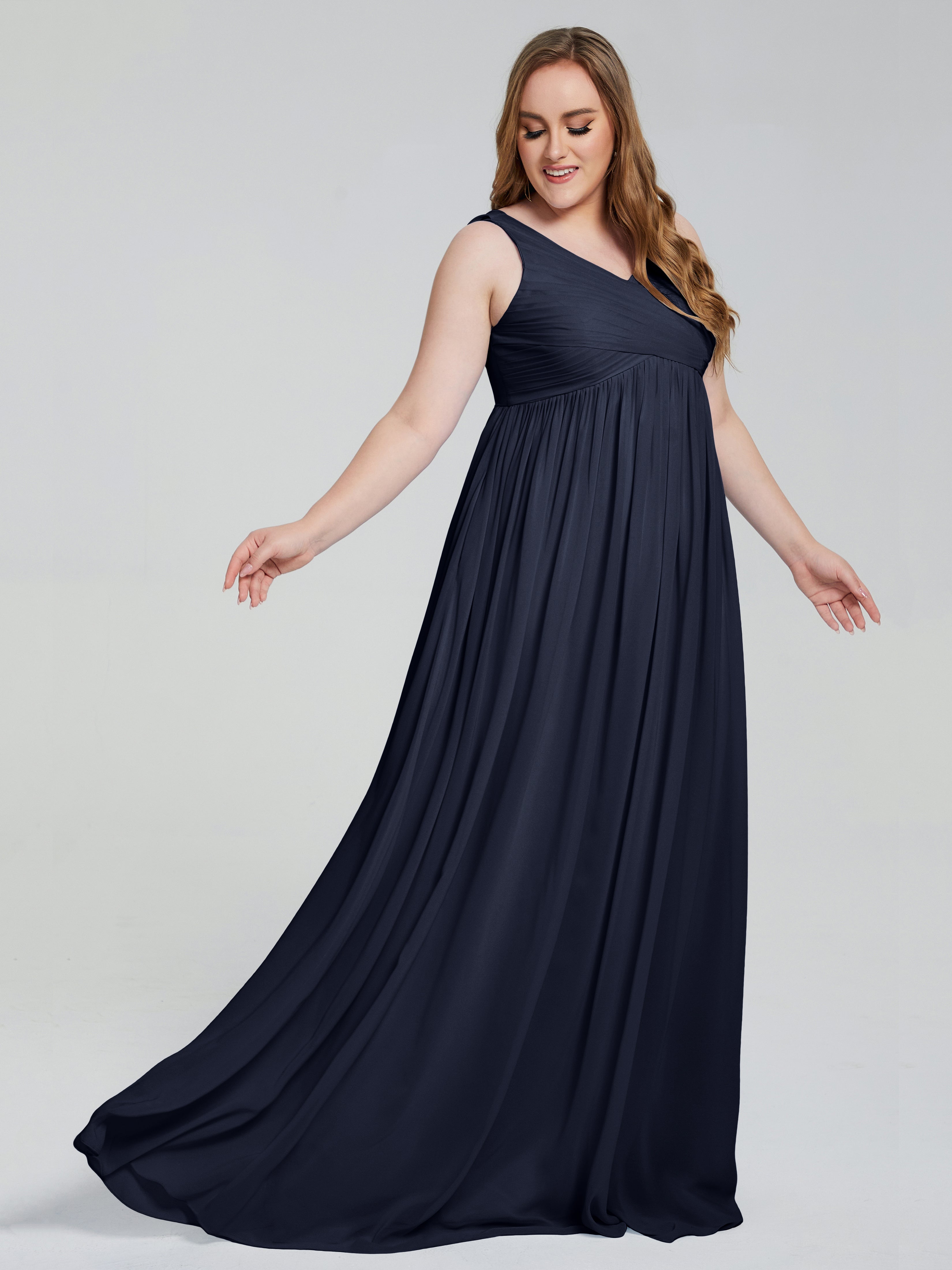 Robes De Demoiselle D'Honneur Bleu Marine Modestes Bretelles Col V Mousseline Robes Demoiselle D'Honneur Grande Taille