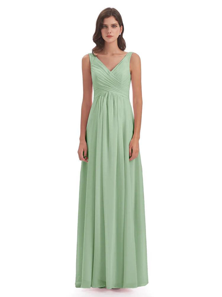 Robes De Demoiselle D'Honneur Vert Sauge Poussiéreux Col V Fendue Mousseline Robes Demoiselle D'Honneur
