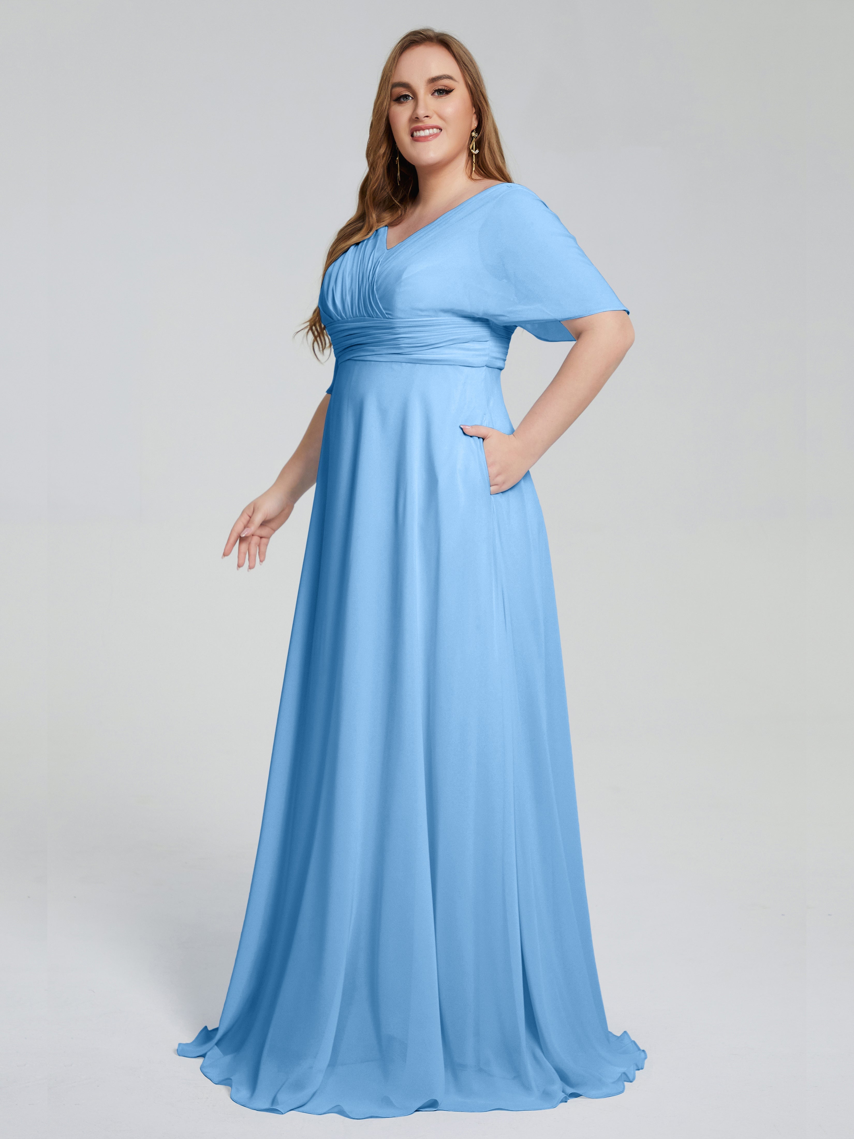Robes De Demoiselle D'Honneur Bleues Balayage Traîne Manches Courtes Mousseline Robes Demoiselle D'Honneur Grande Taille