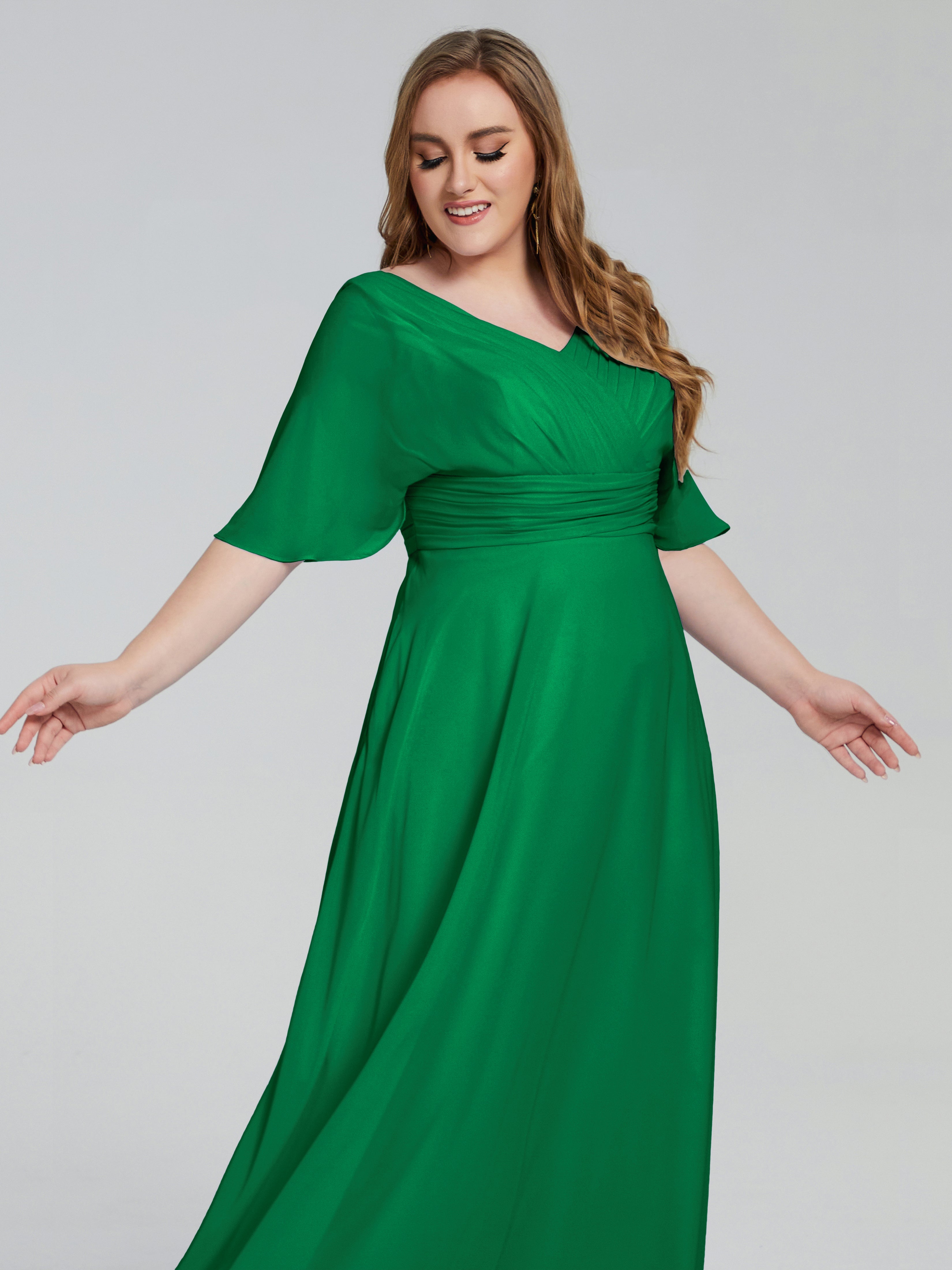 Robe Demoiselle D Honneur Vert Emeraude Balayage Traîne Manches Courtes Mousseline Robes Demoiselle D'Honneur Grande Taille