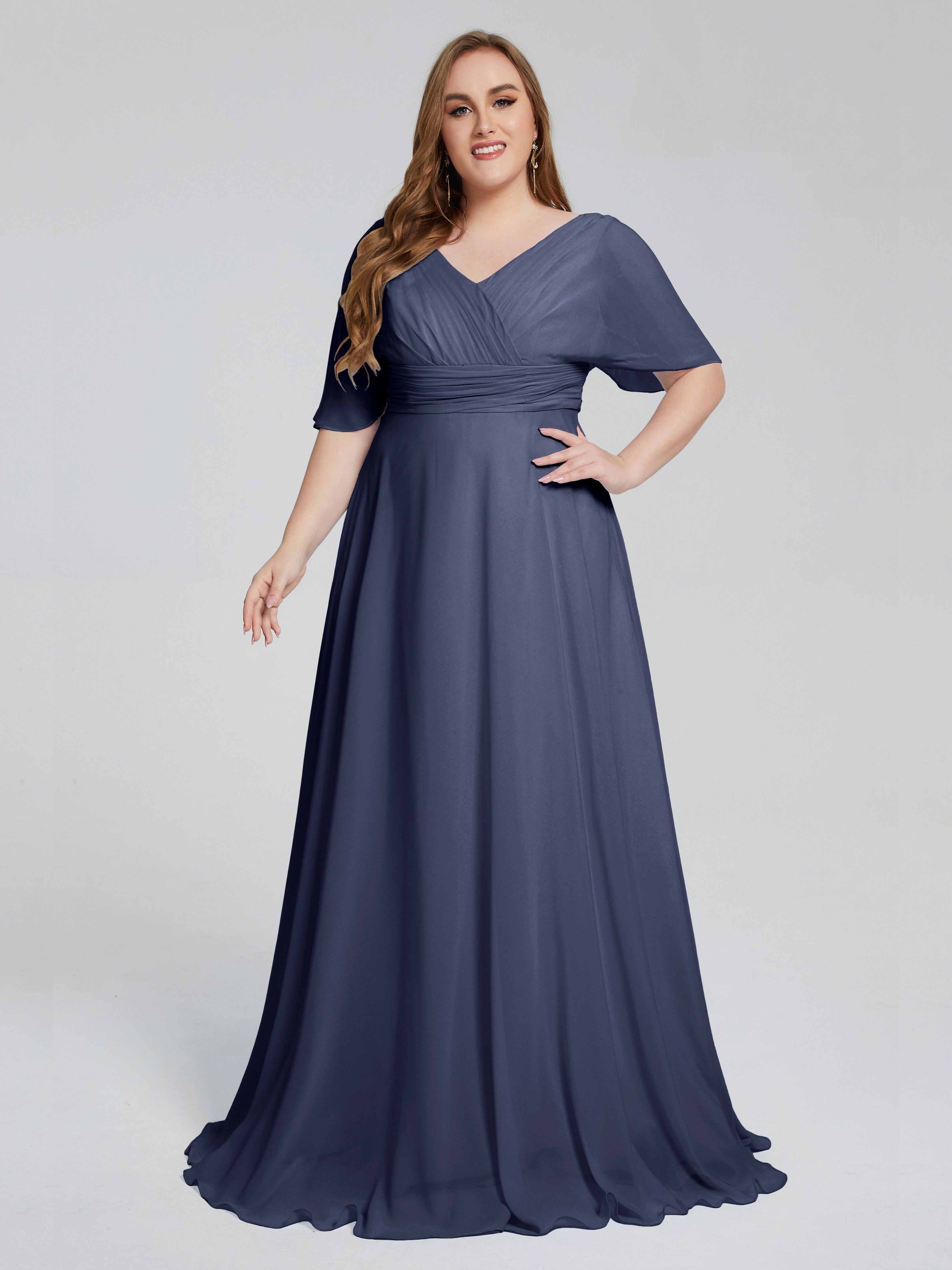 Robes De Demoiselle D'Honneur Bleu Orageux Balayage Traîne Manches Courtes Mousseline Robes Demoiselle D'Honneur Grande Taille