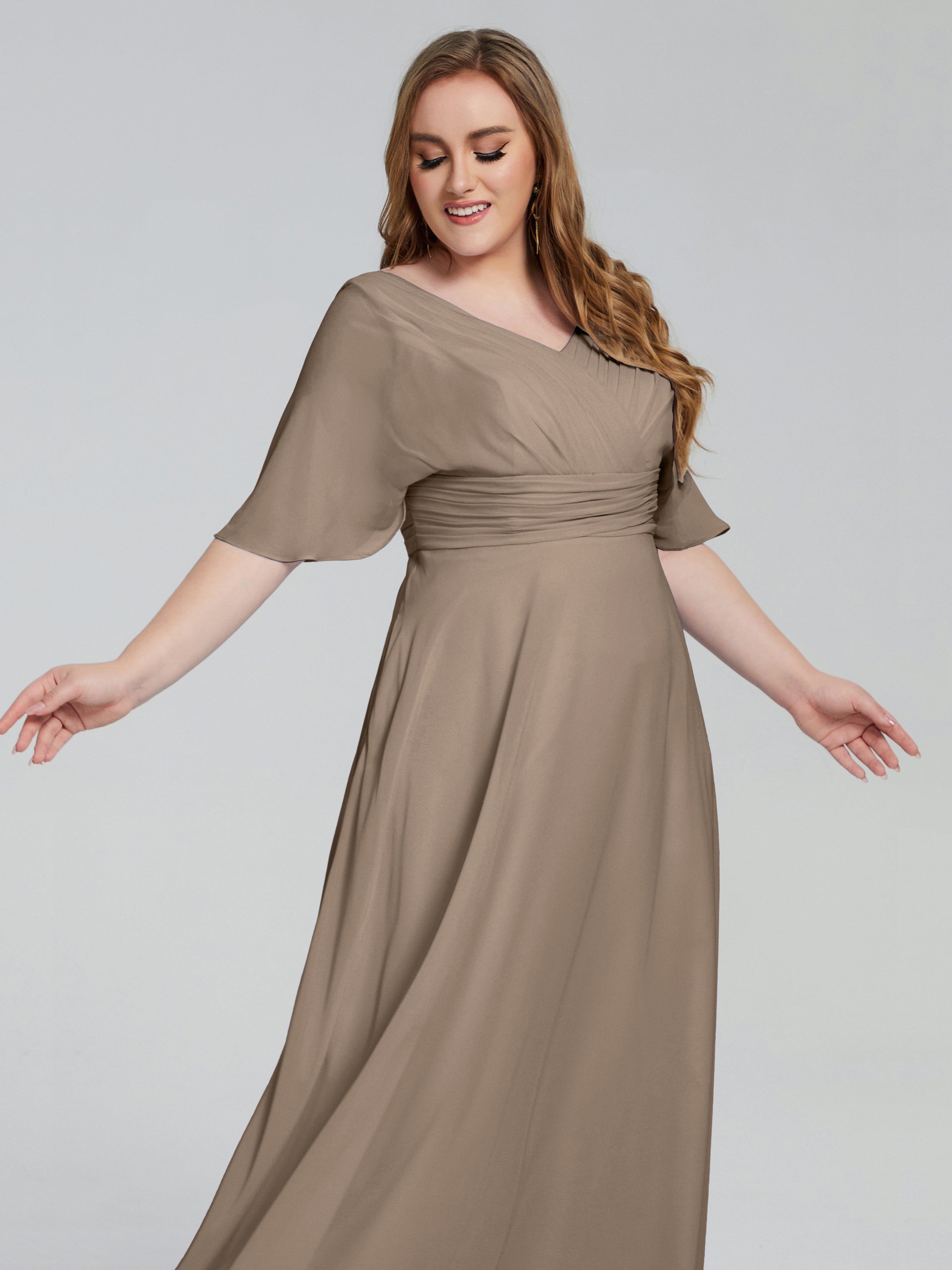 Couleur Taupe Robe Balayage Traîne Manches Courtes Mousseline Robes Demoiselle D'Honneur Grande Taille