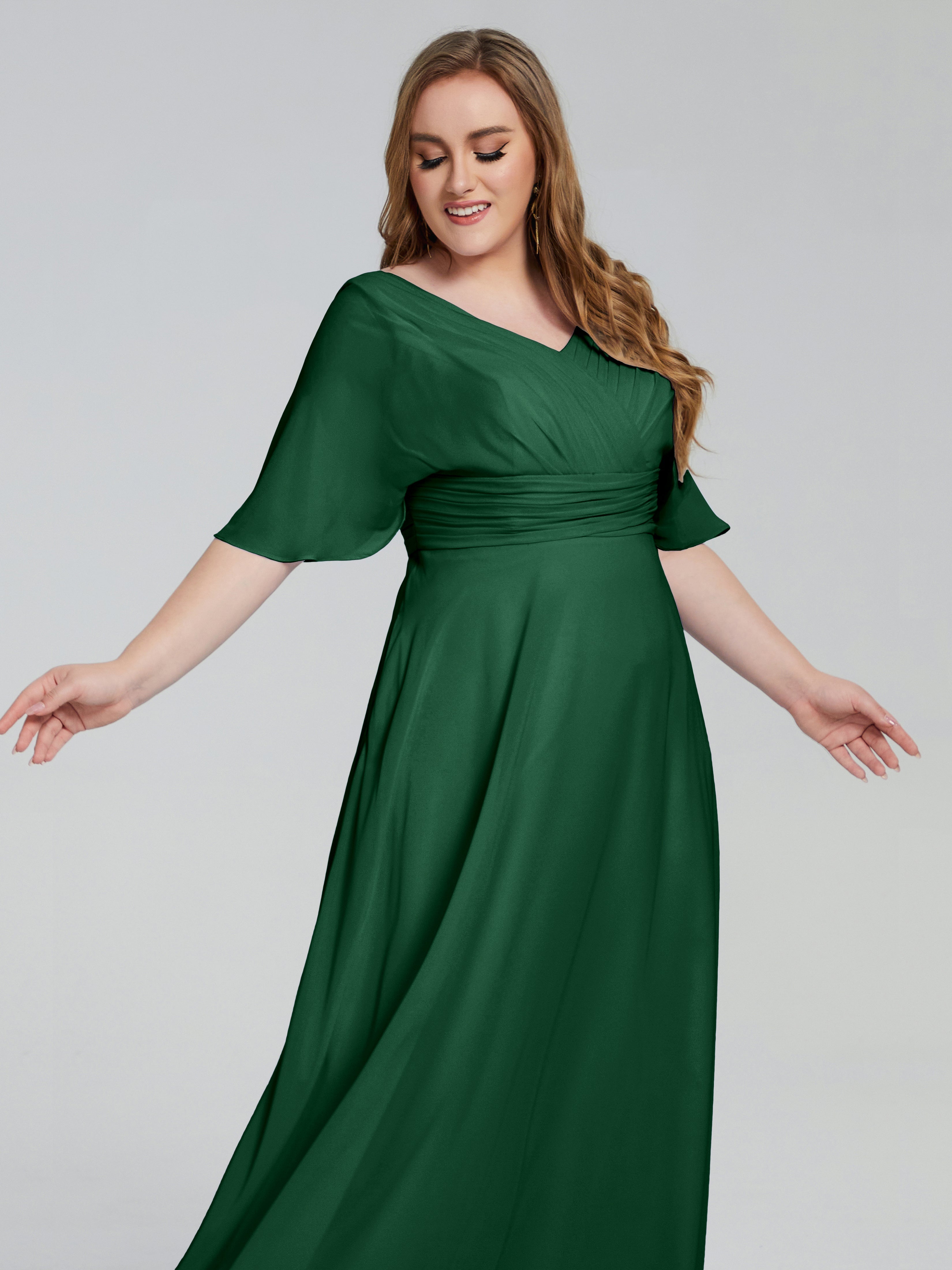 Robes De Demoiselle D'Honneur Vert Foncé Balayage Traîne Manches Courtes Mousseline Robes Demoiselle D'Honneur Grande Taille