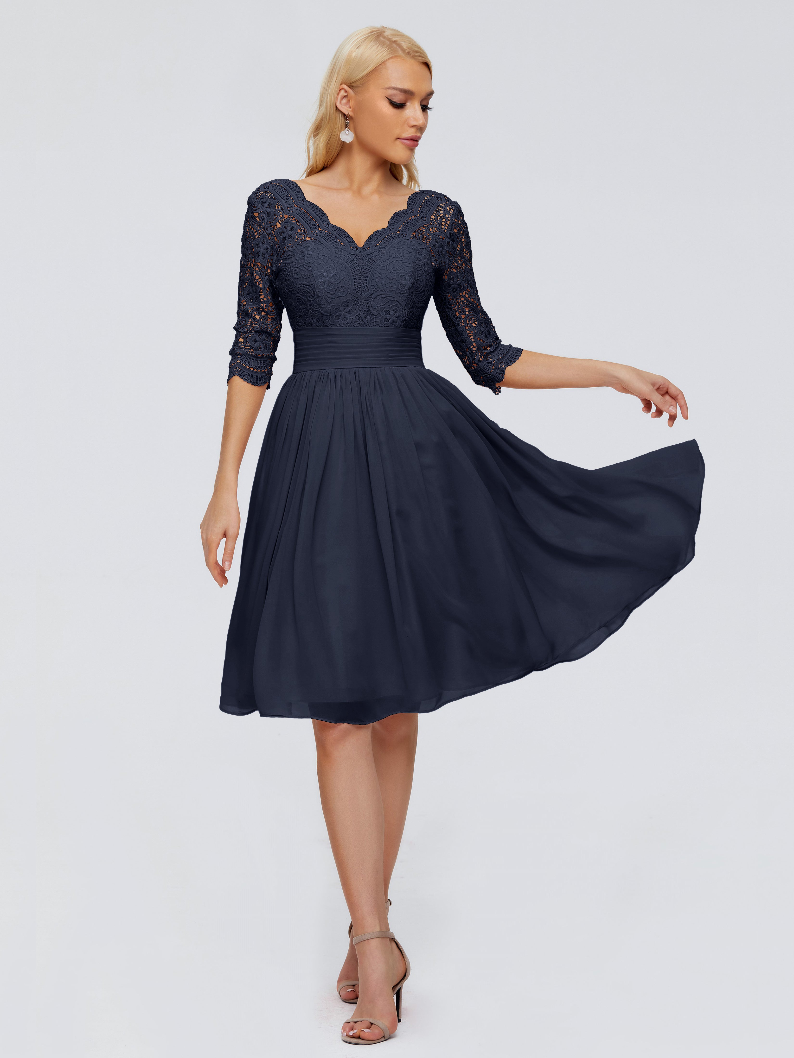 Robes De Demoiselle D'Honneur Bleu Marine Foncé Longueur Genou Dentelle Robes Demoiselle D'Honneur