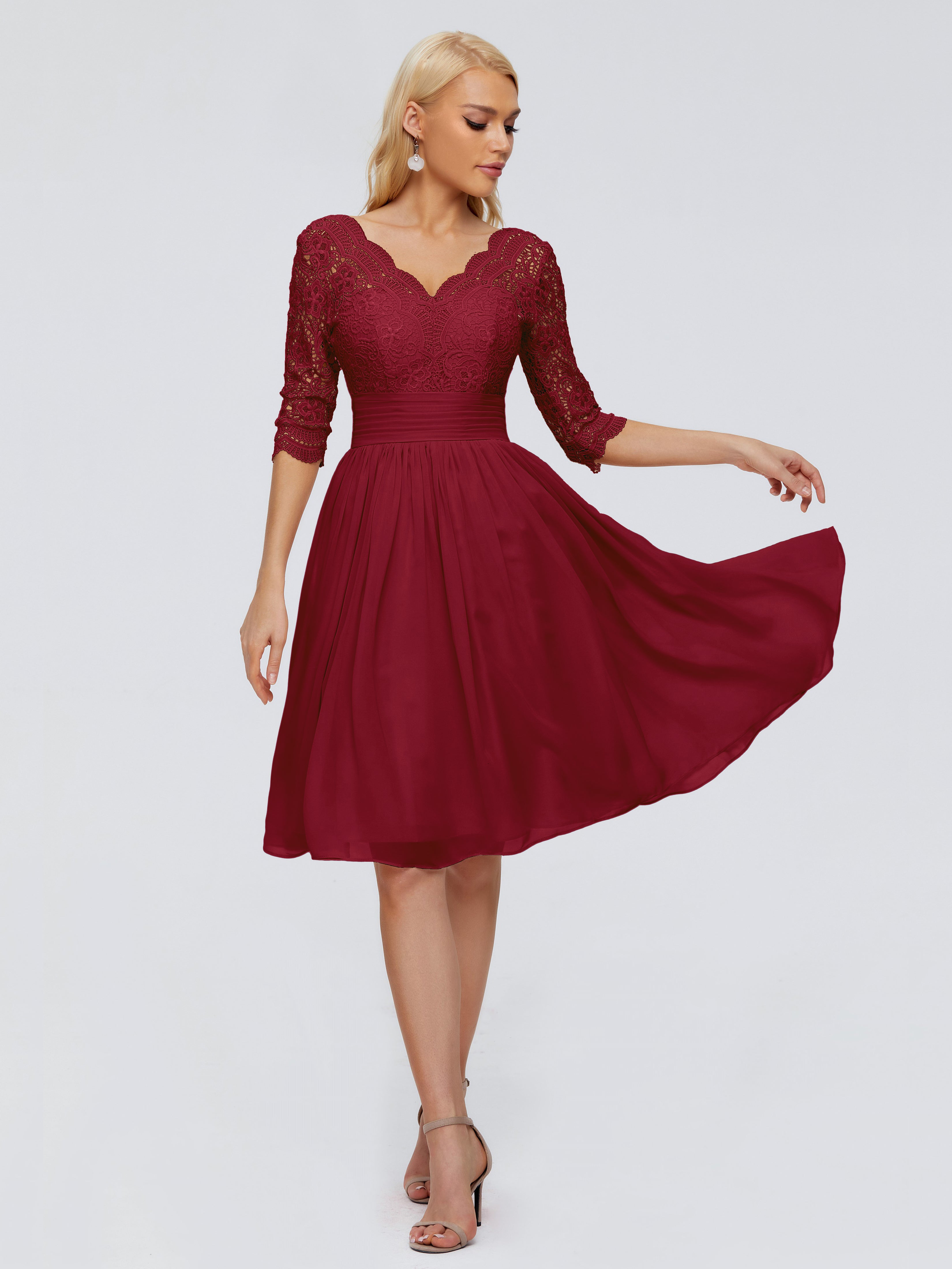 Robes De Demoiselle D'Honneur Couleur Bordeaux Longueur Genou Dentelle Robes Demoiselle D'Honneur