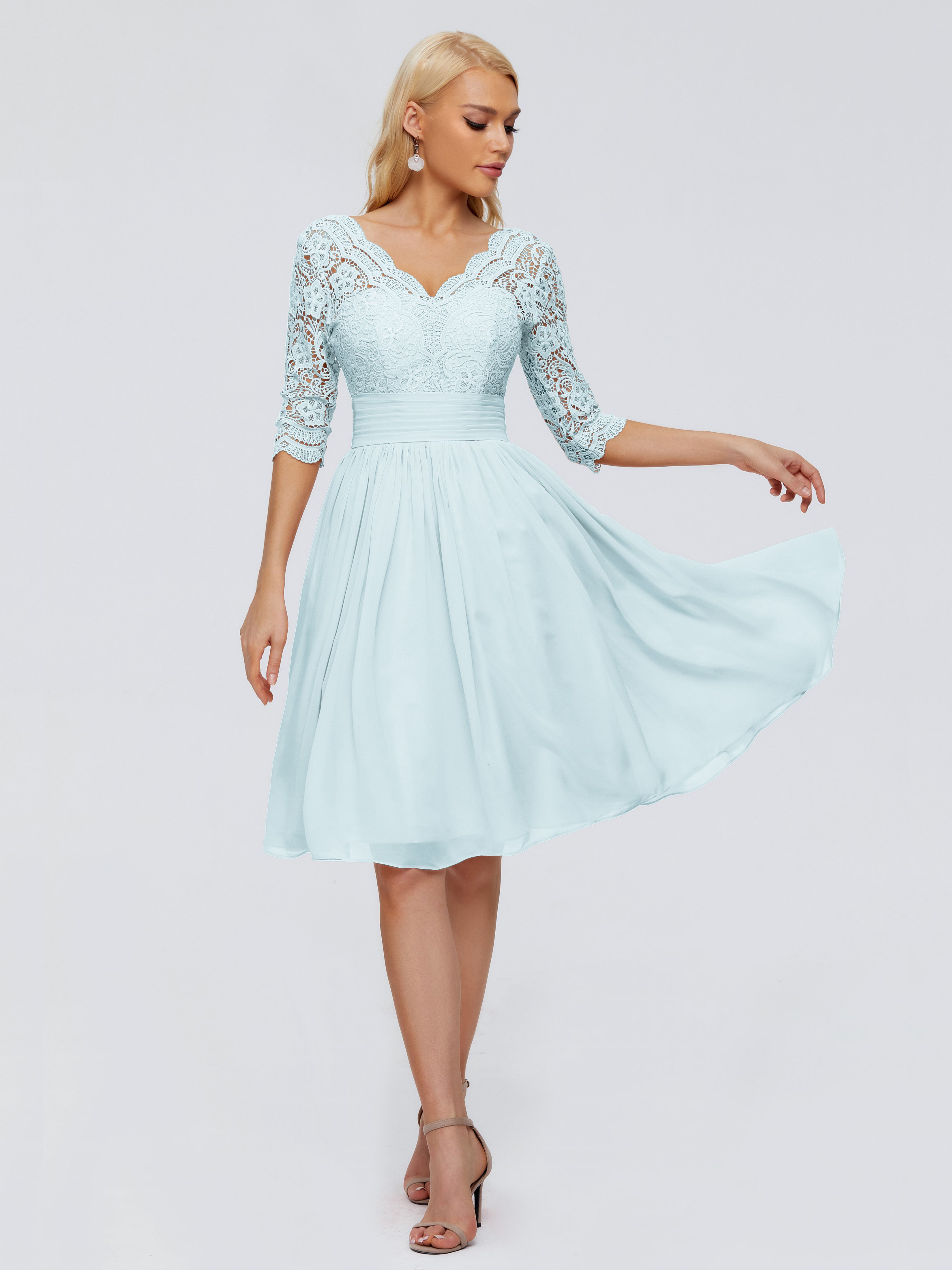 Robe De Demoiselle D'Honneur Brume Longueur Genou Dentelle Robes Demoiselle D'Honneur
