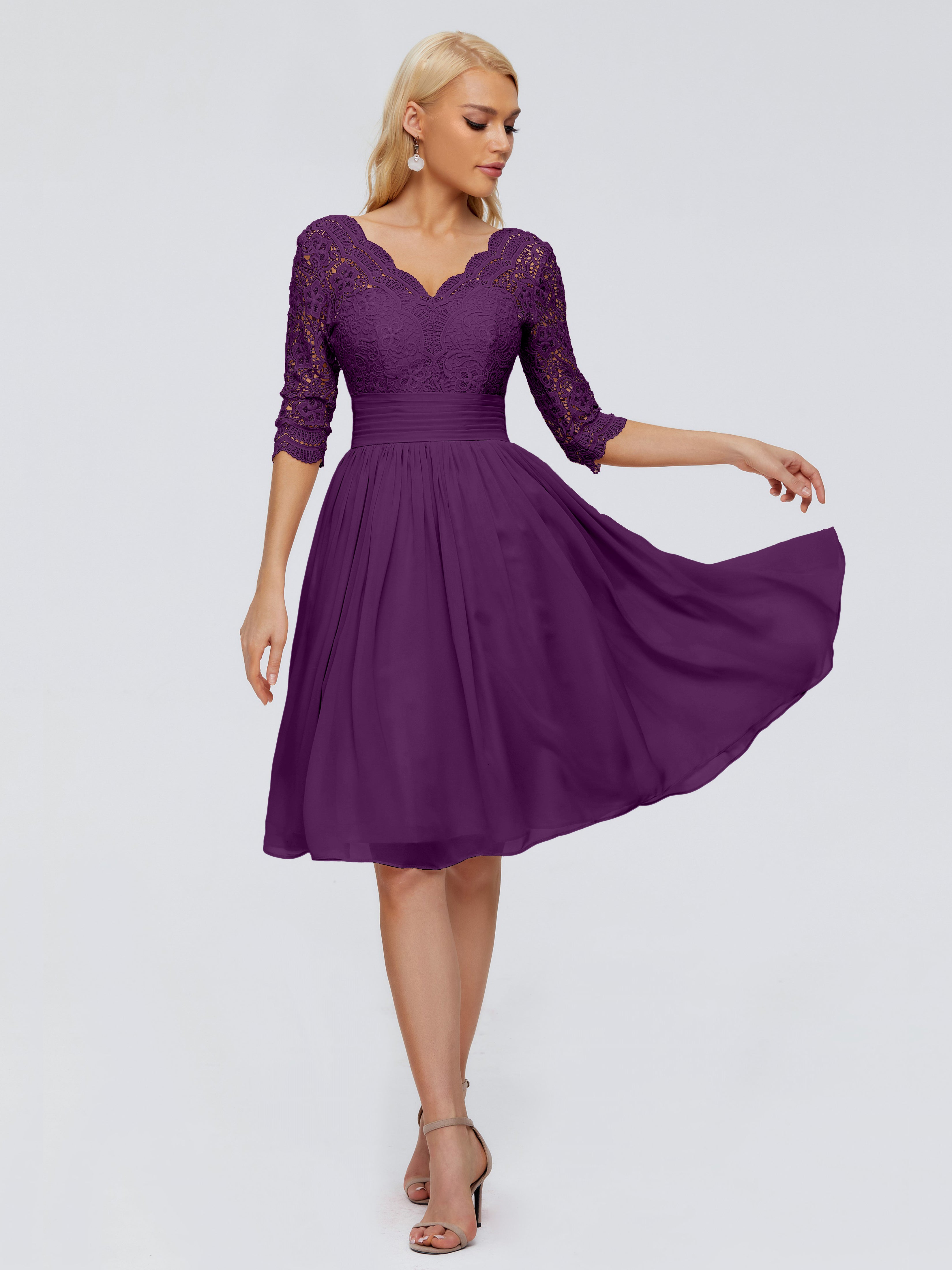 Robes De Demoiselle D'Honneur En Raisin Longueur Genou Dentelle Robes Demoiselle D'Honneur