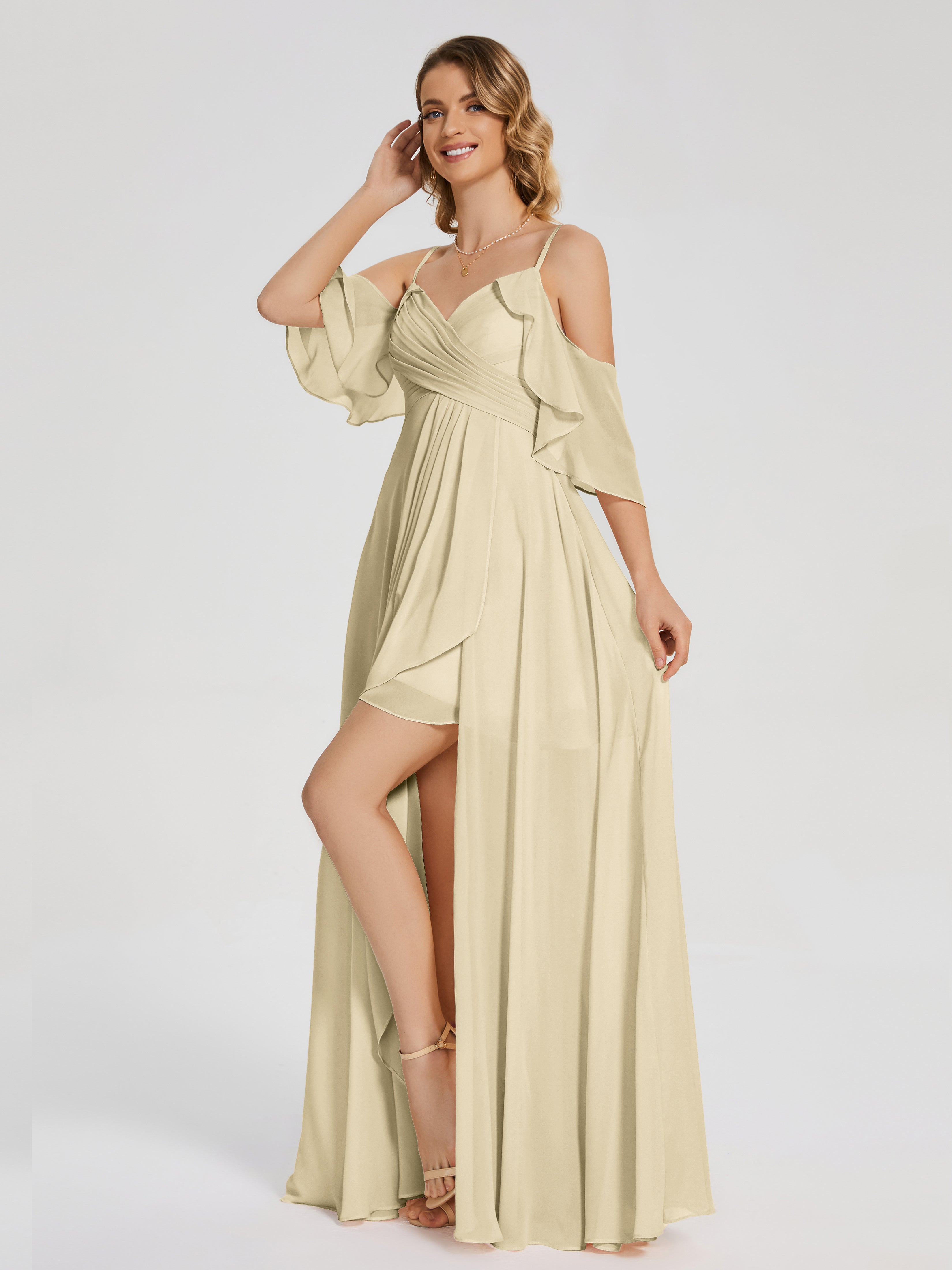 Robes De Demoiselle D'Honneur Couleur Champagne Asymétrique Hors-La-Épaule Mousseline Robes Demoiselle D'Honneur