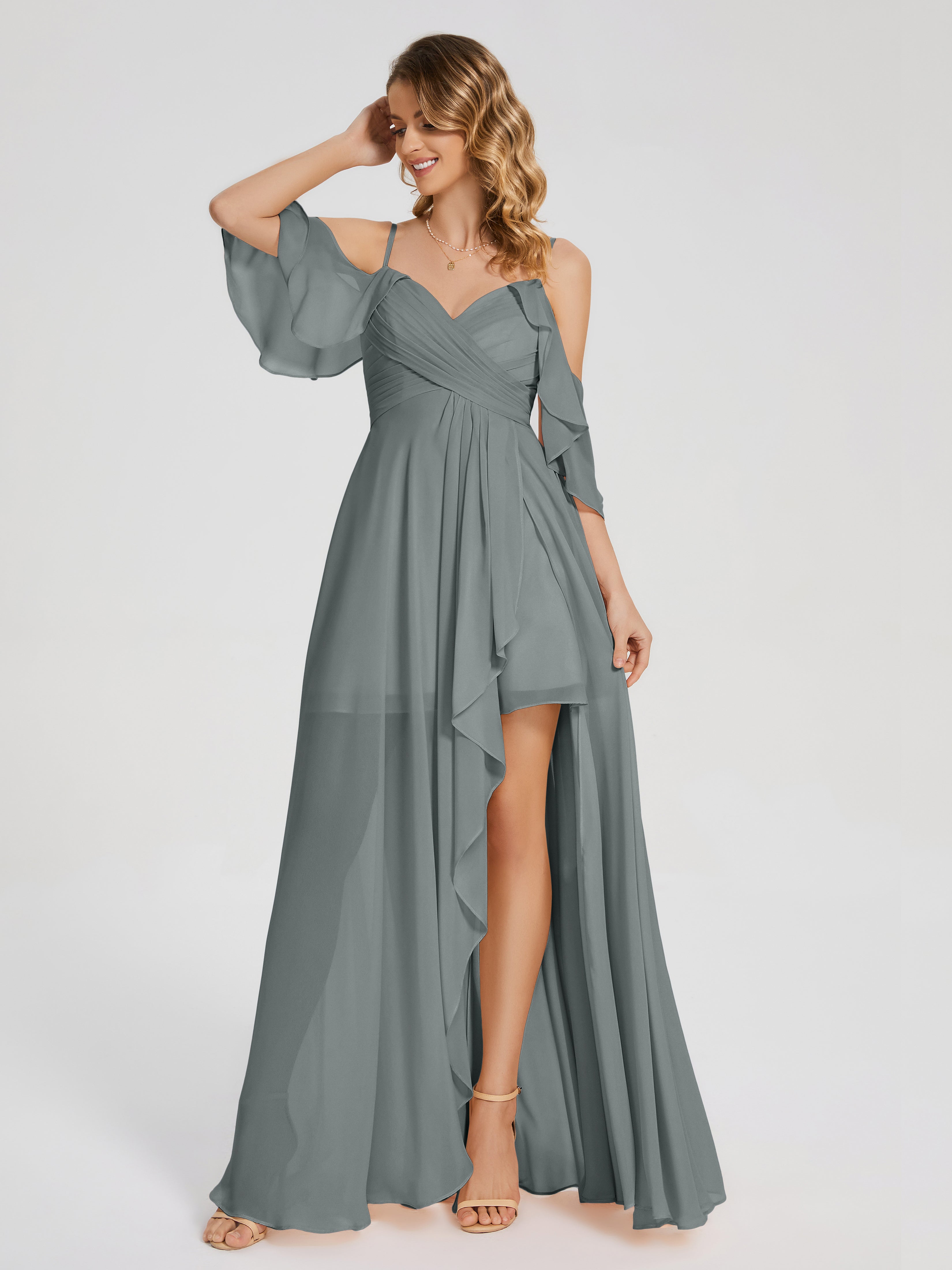 Robes De Demoiselle D'Honneur Gris Argenté Asymétrique Hors-La-Épaule Mousseline Robes Demoiselle D'Honneur