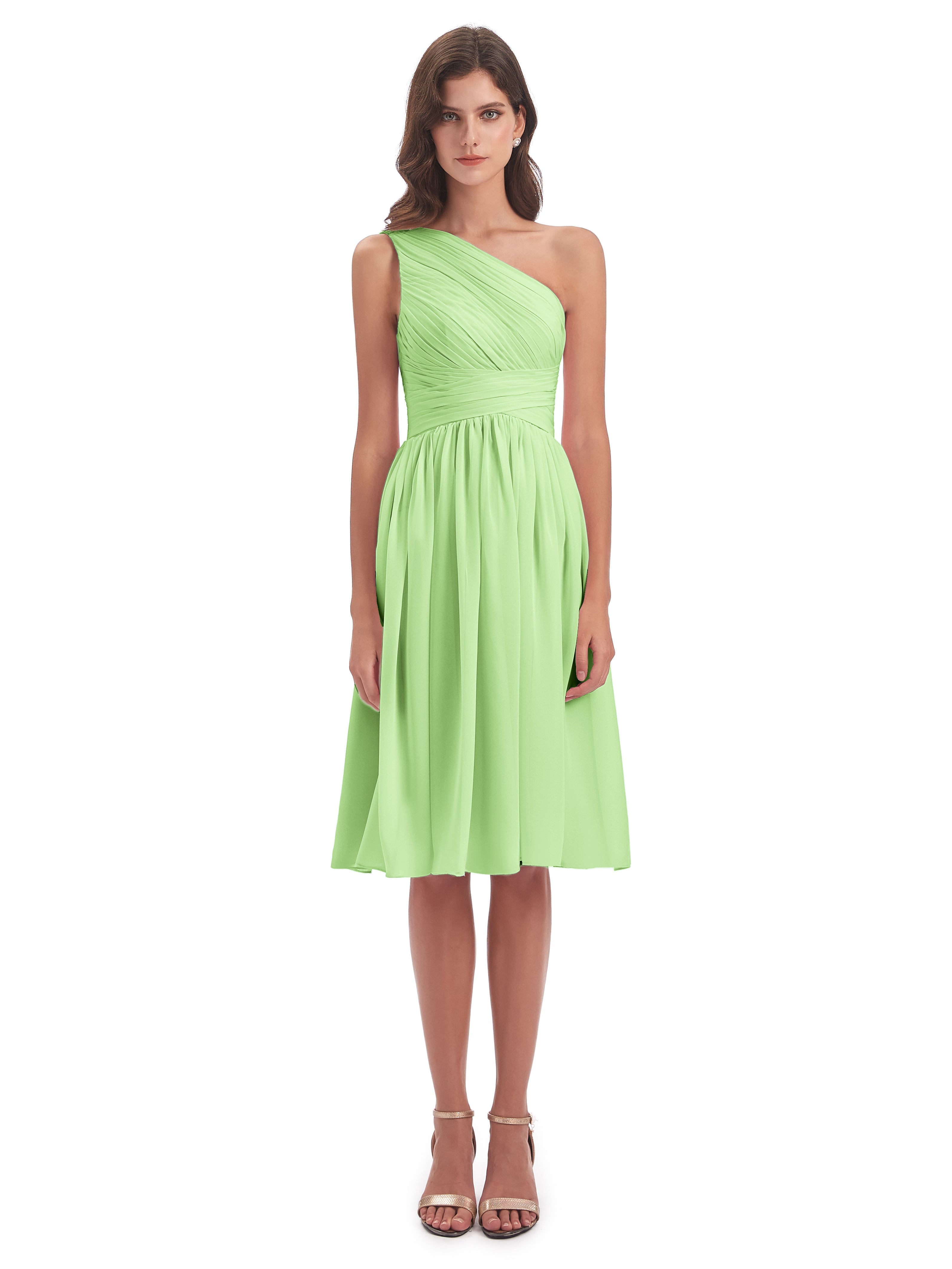 Robes Demoiselle D Honneur Vert Sauge Seule-Épaule Longueur Genou Mousseline Robes Demoiselle D'Honneur